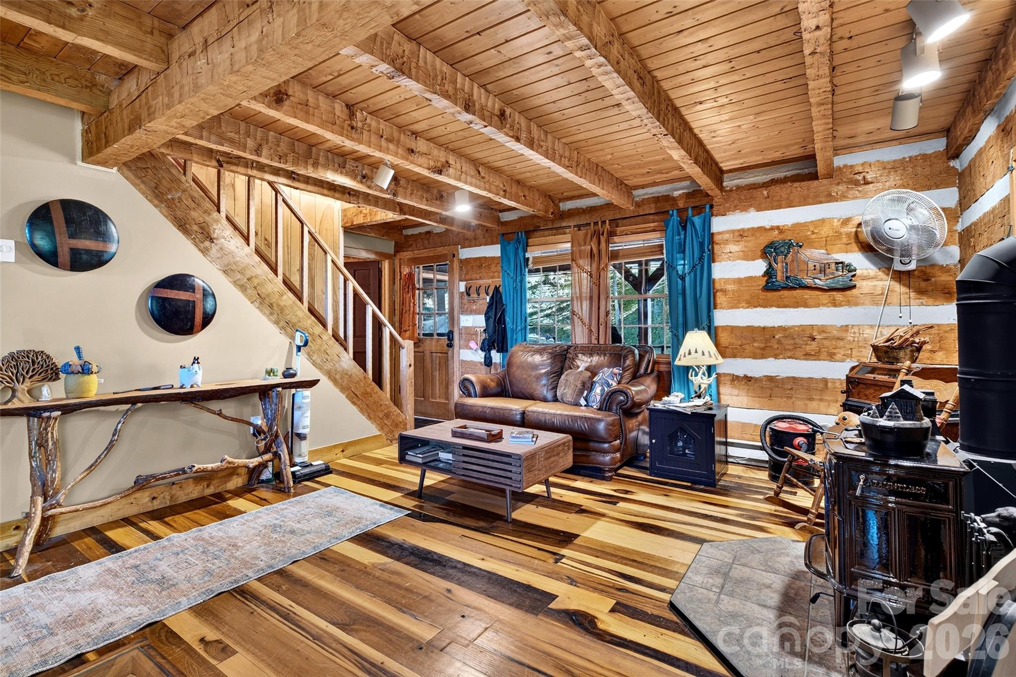 main property photo 7