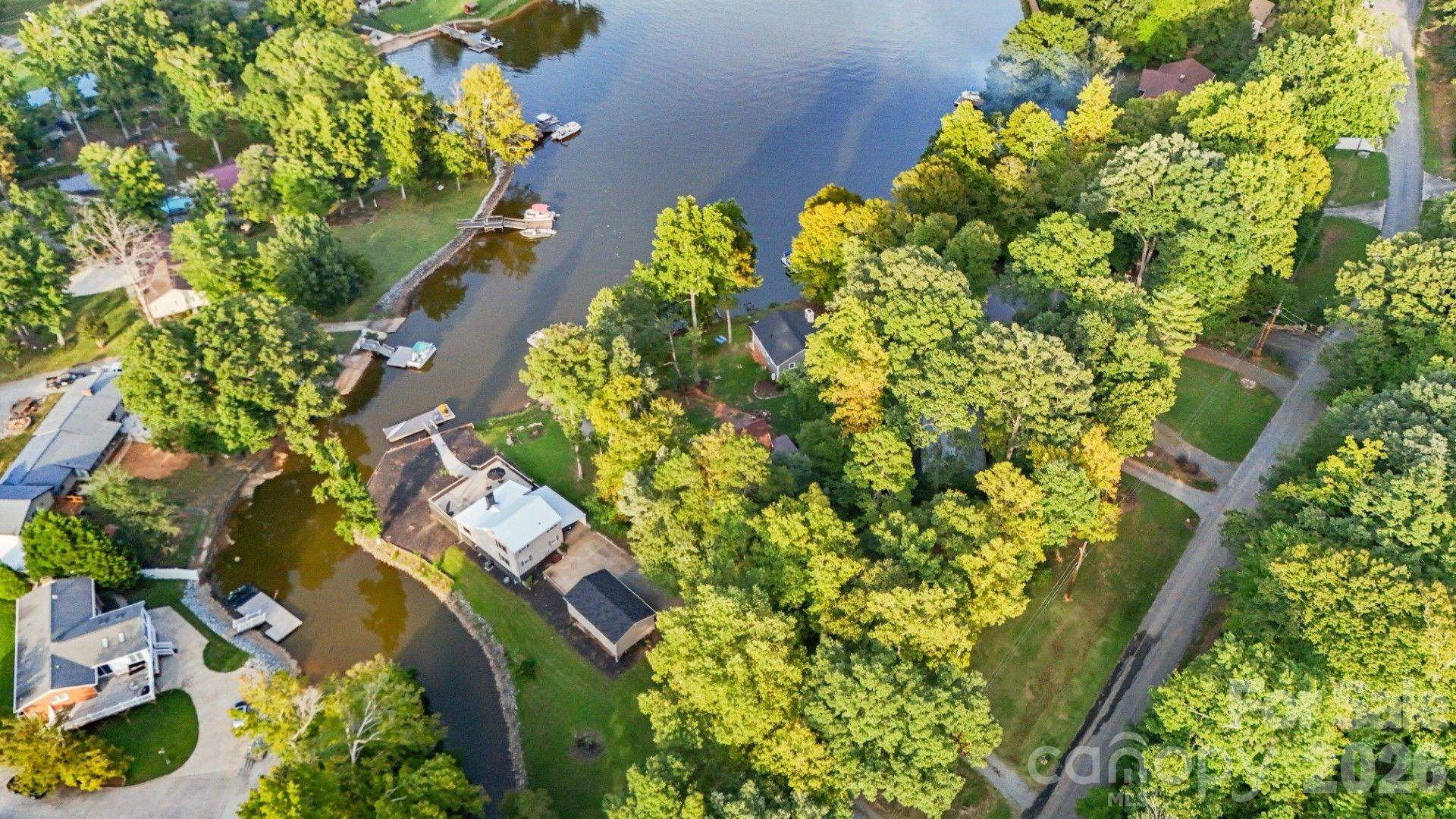 main property photo 39