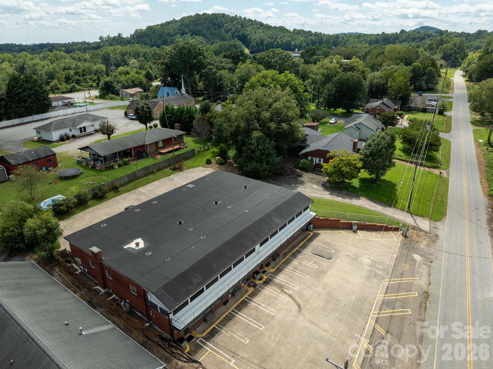 main property photo 3