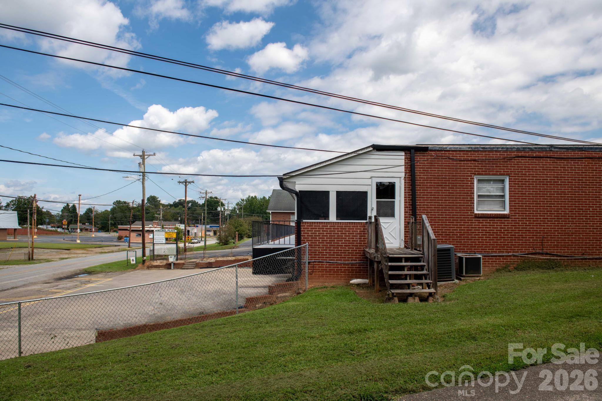 main property photo 8