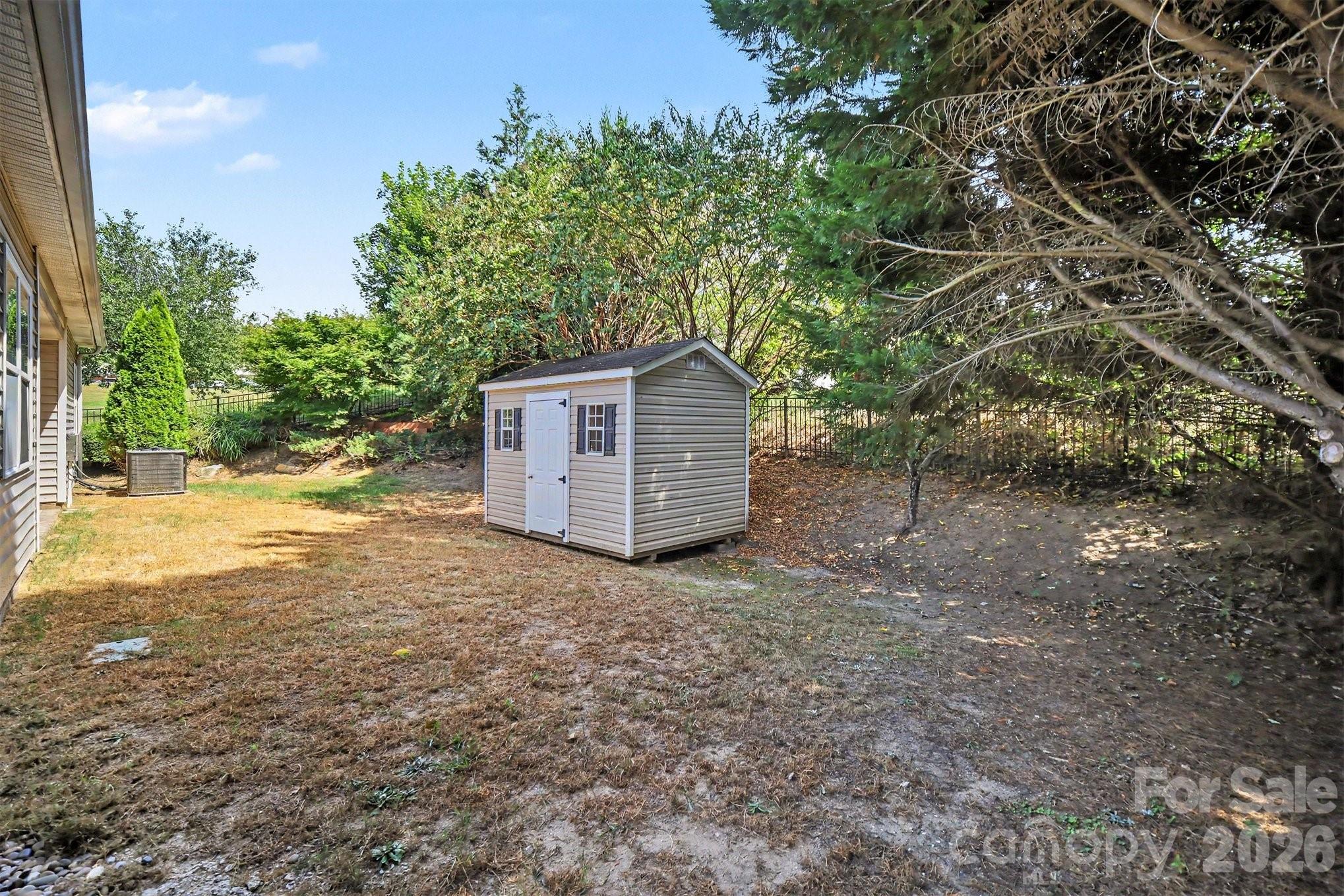 main property photo 35