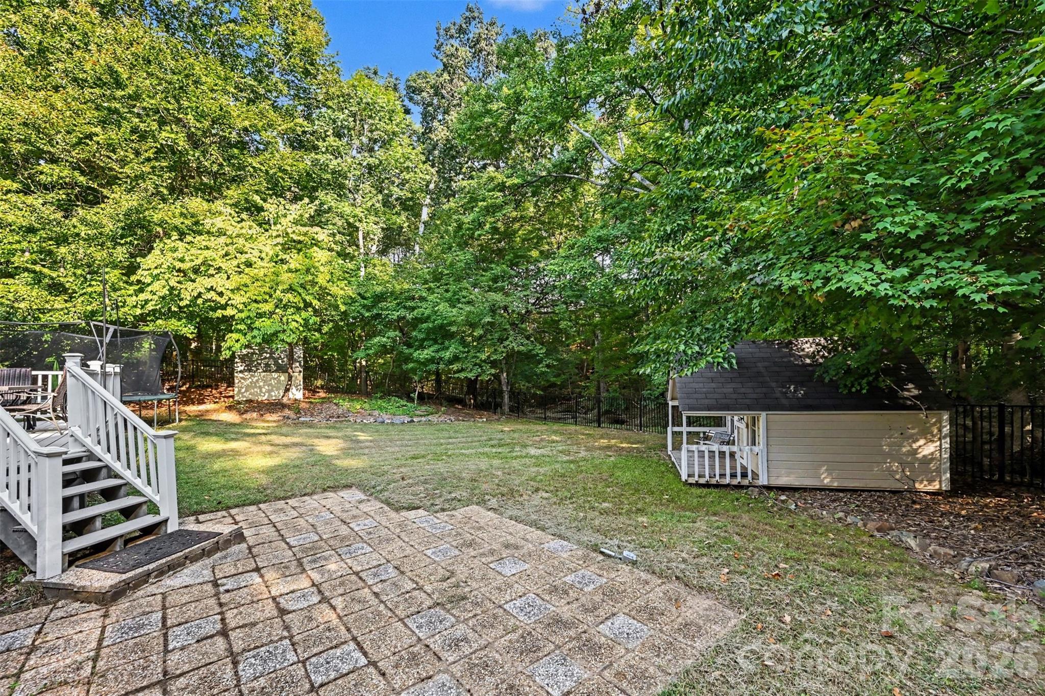 main property photo 35
