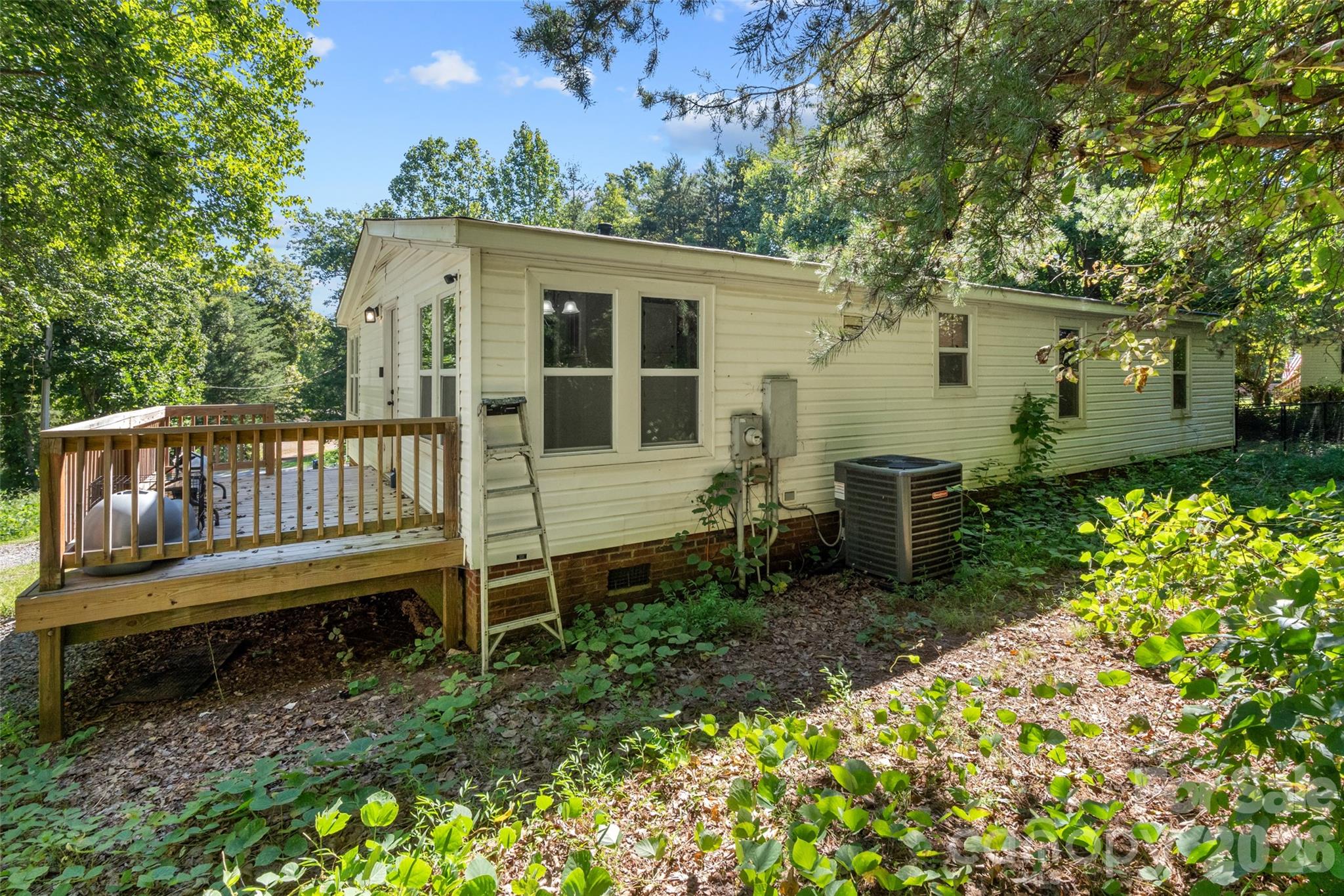 main property photo 35
