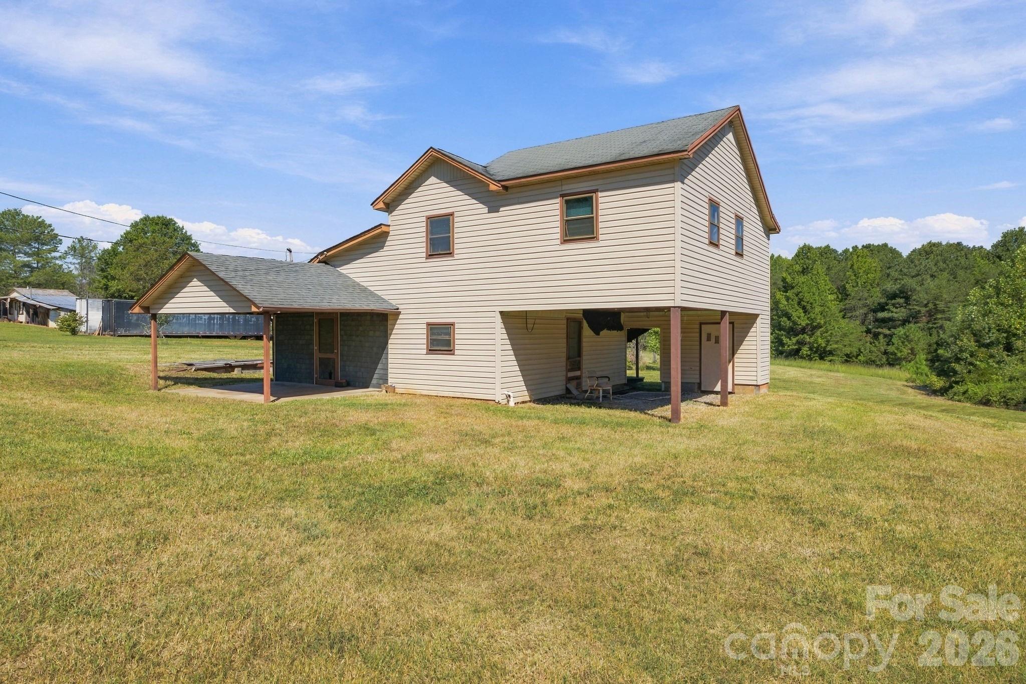 main property photo 20