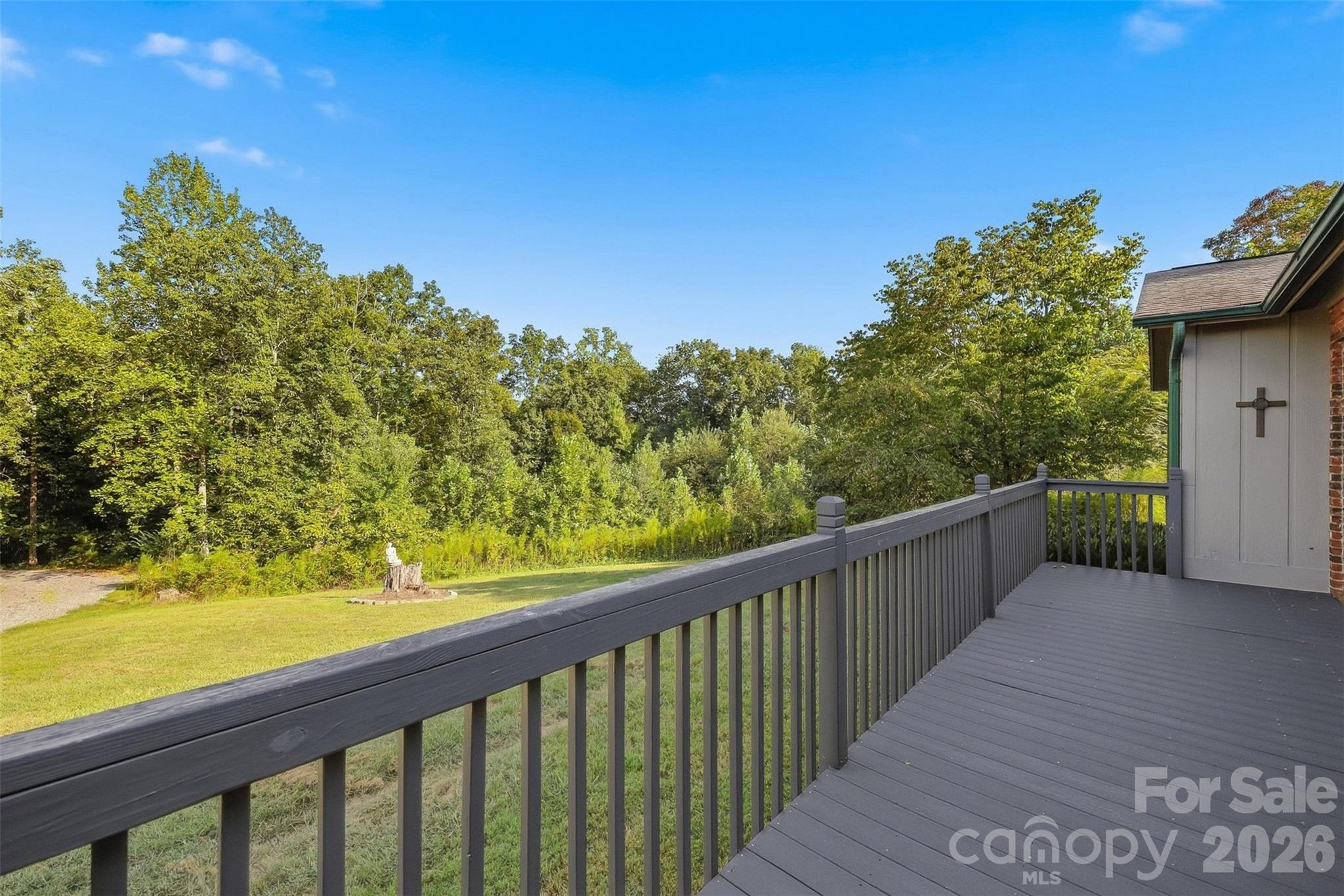 main property photo 40