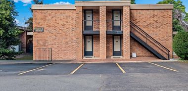 image of property with 2 Bed | 2 Bath | 888 Sqft