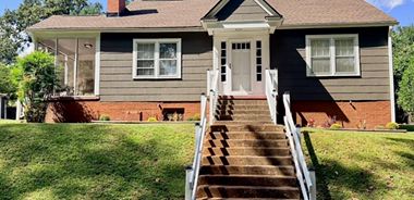 image of property with 3 Bed | 1 Bath | 1,296 Sqft
