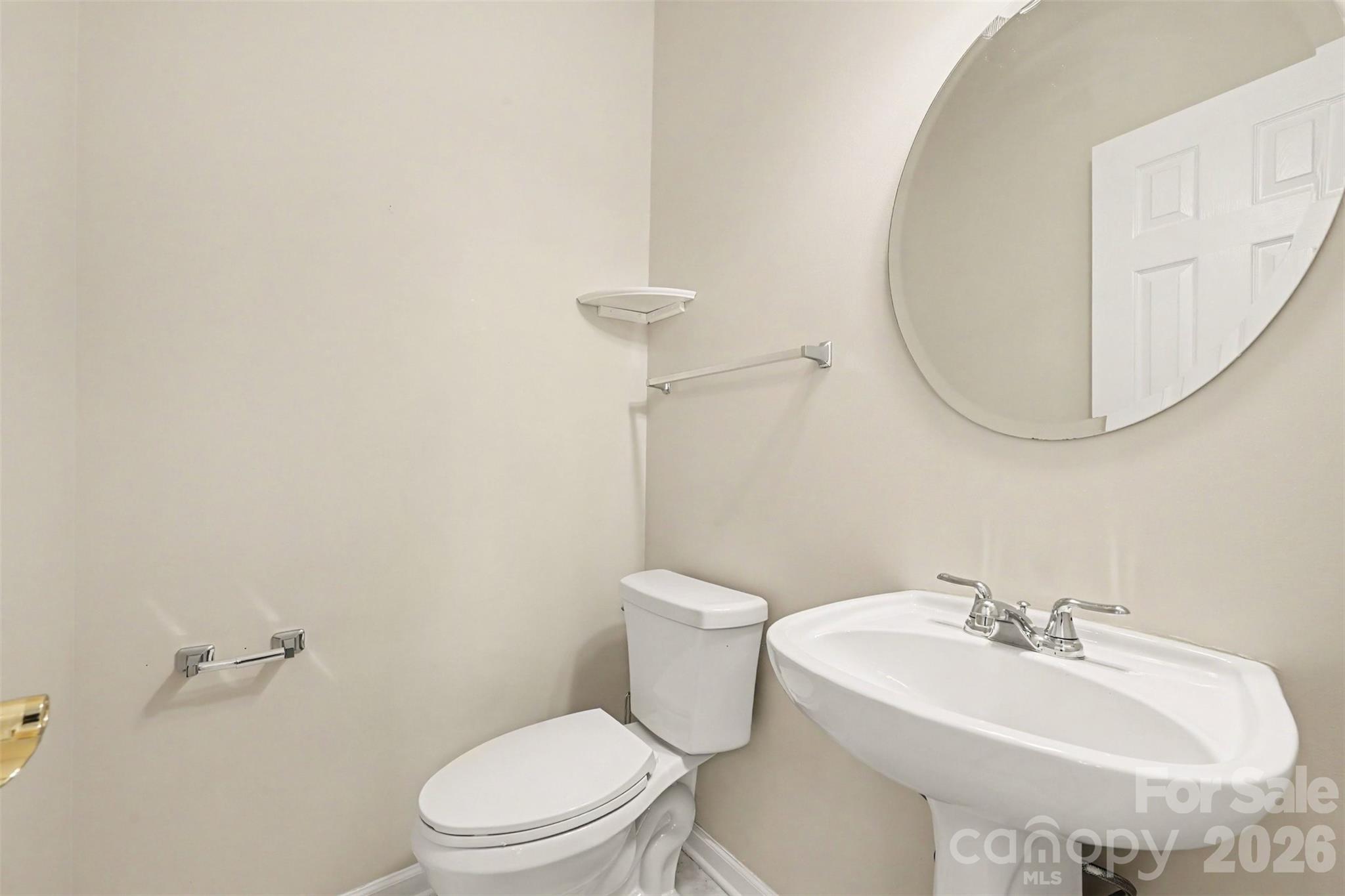 main property photo 25