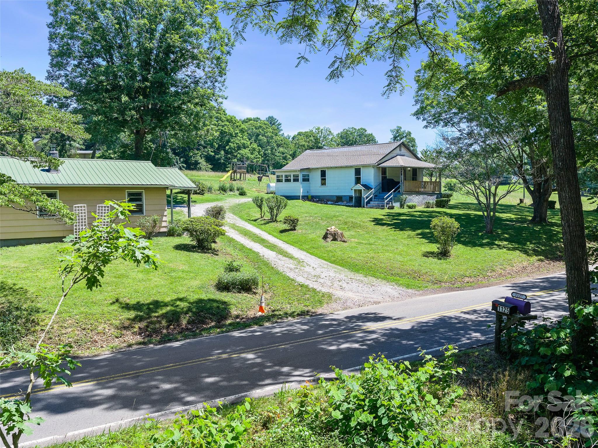 main property photo 30