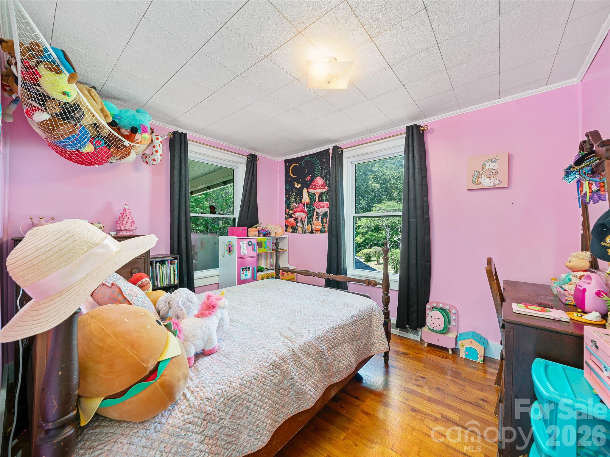 main property photo 41