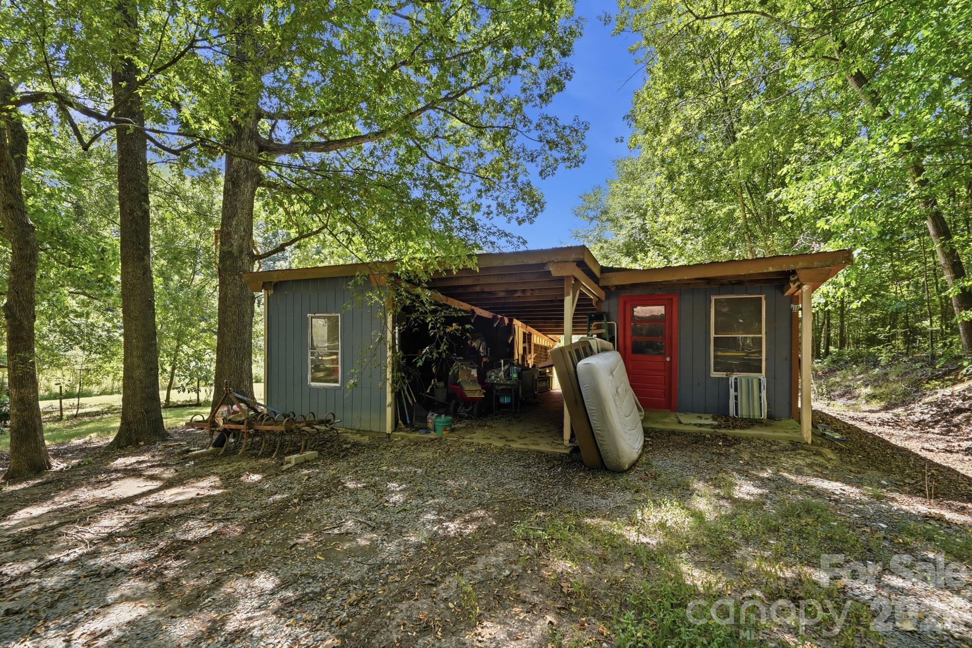 main property photo 44