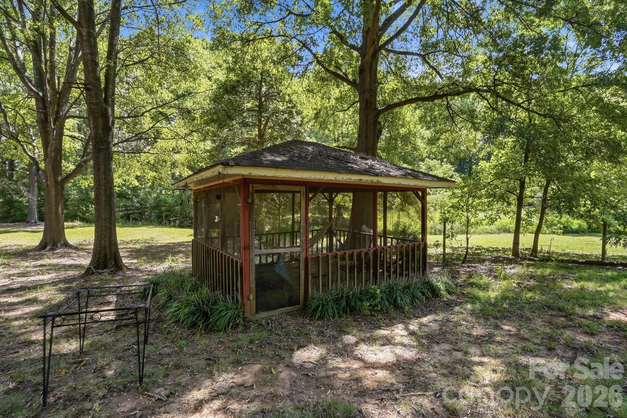 main property photo 47