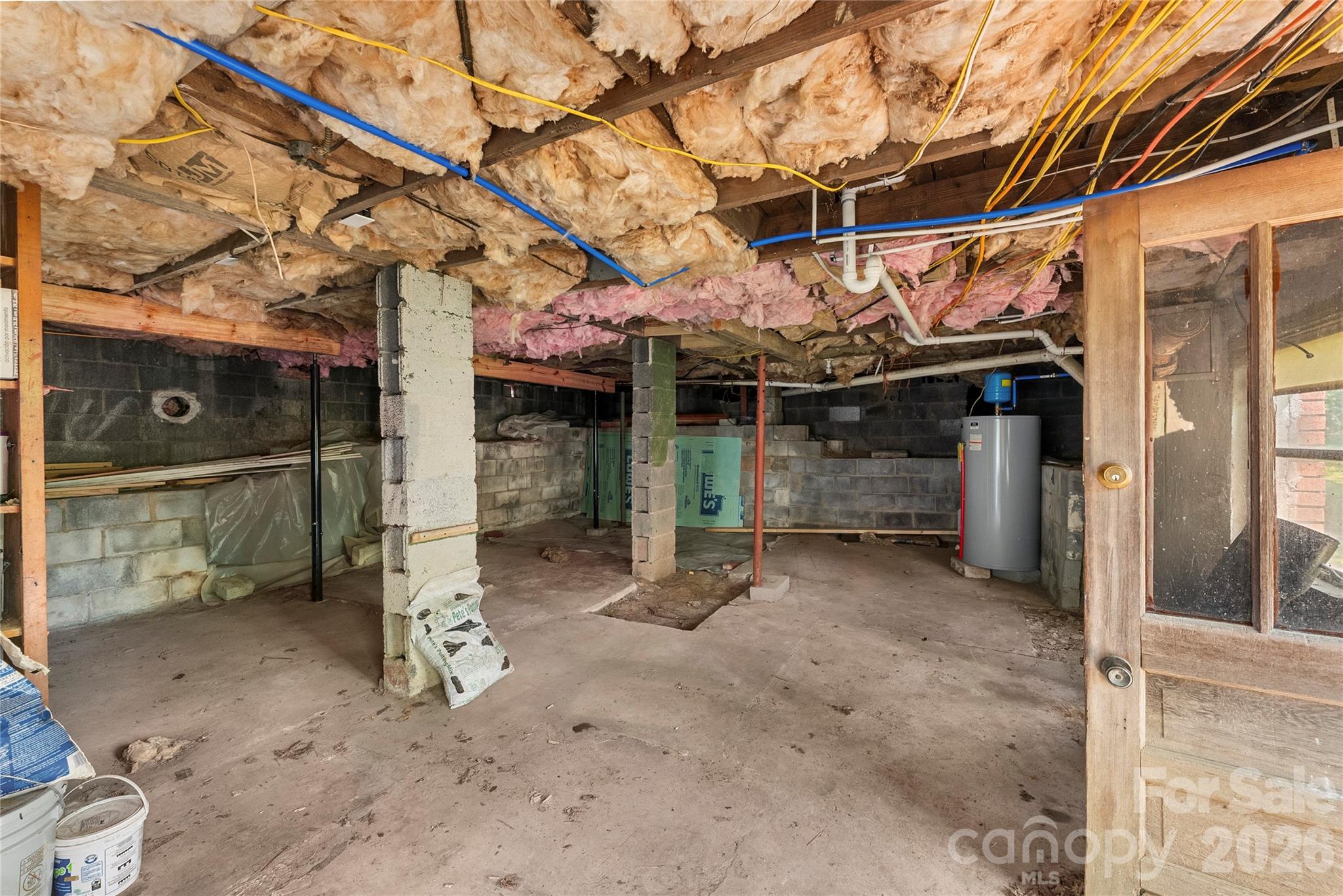 main property photo 29