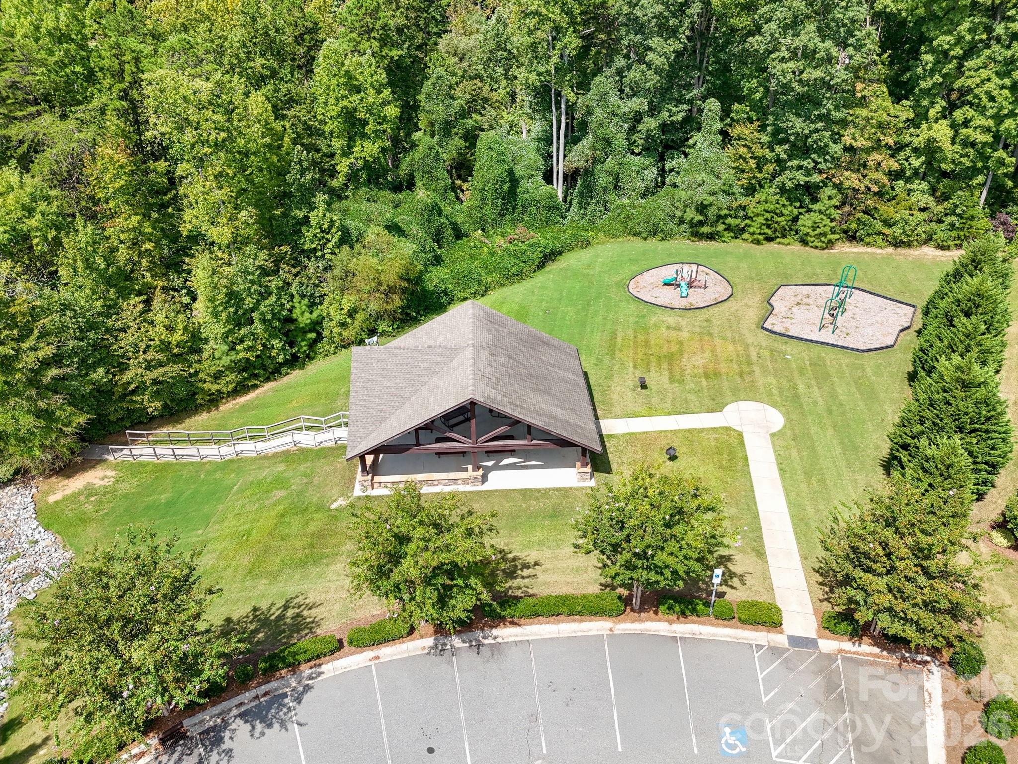 main property photo 44