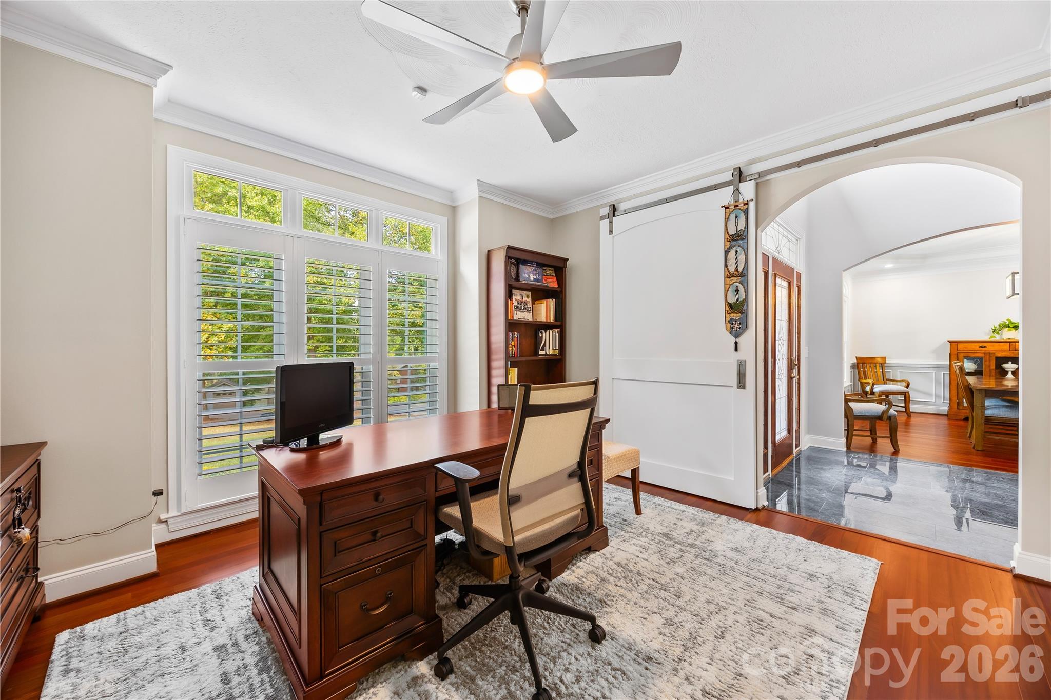 main property photo 11
