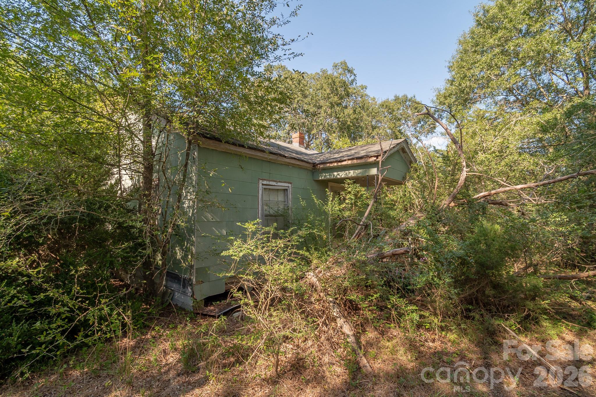 main property photo 24