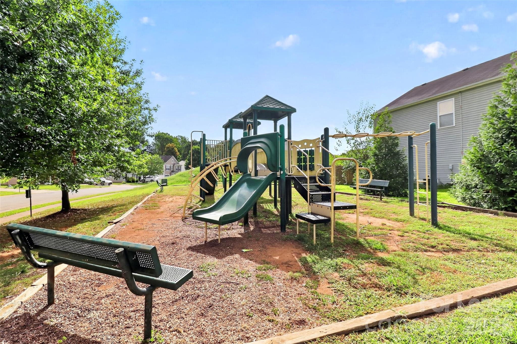 main property photo 39