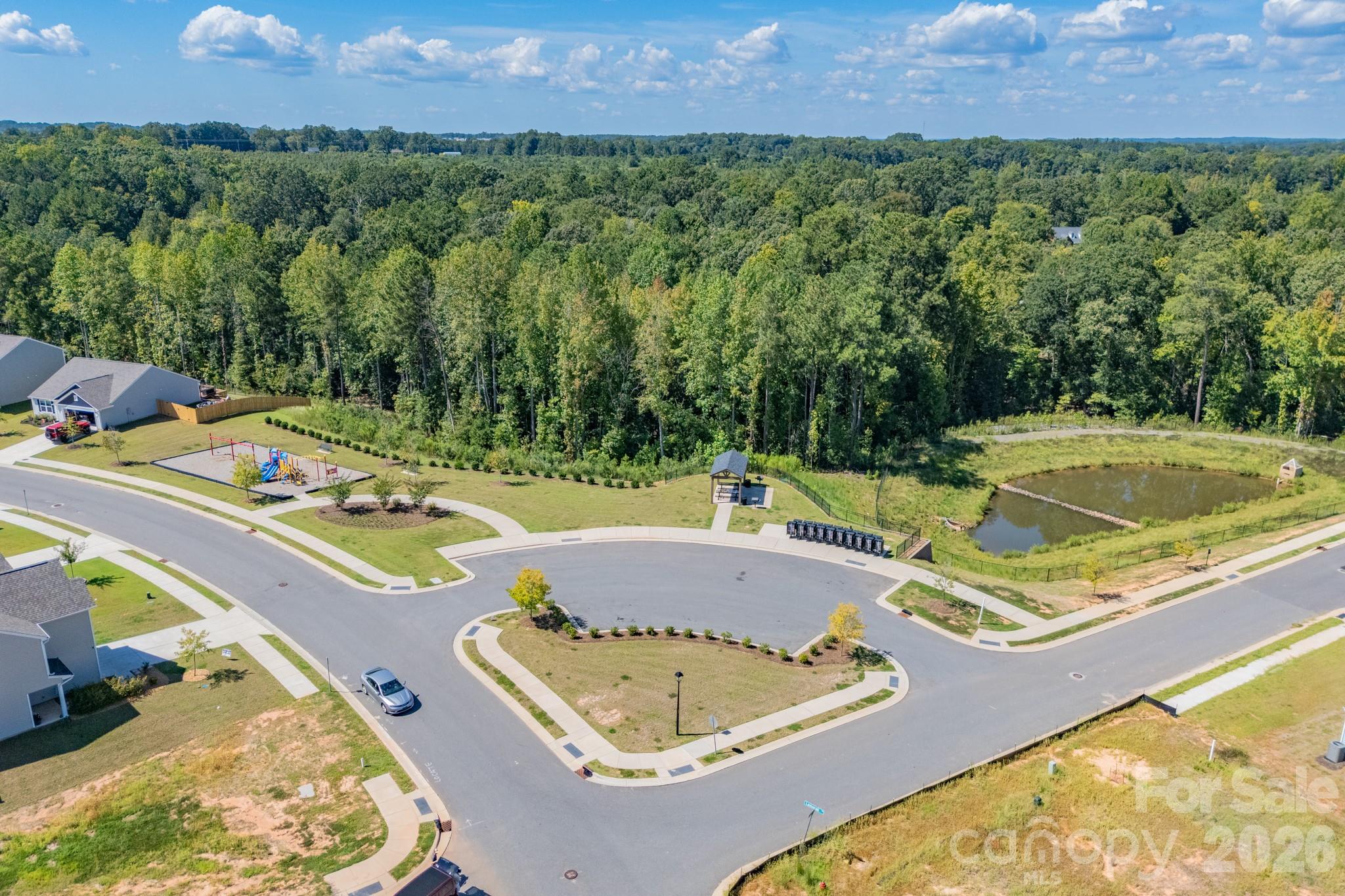 main property photo 40