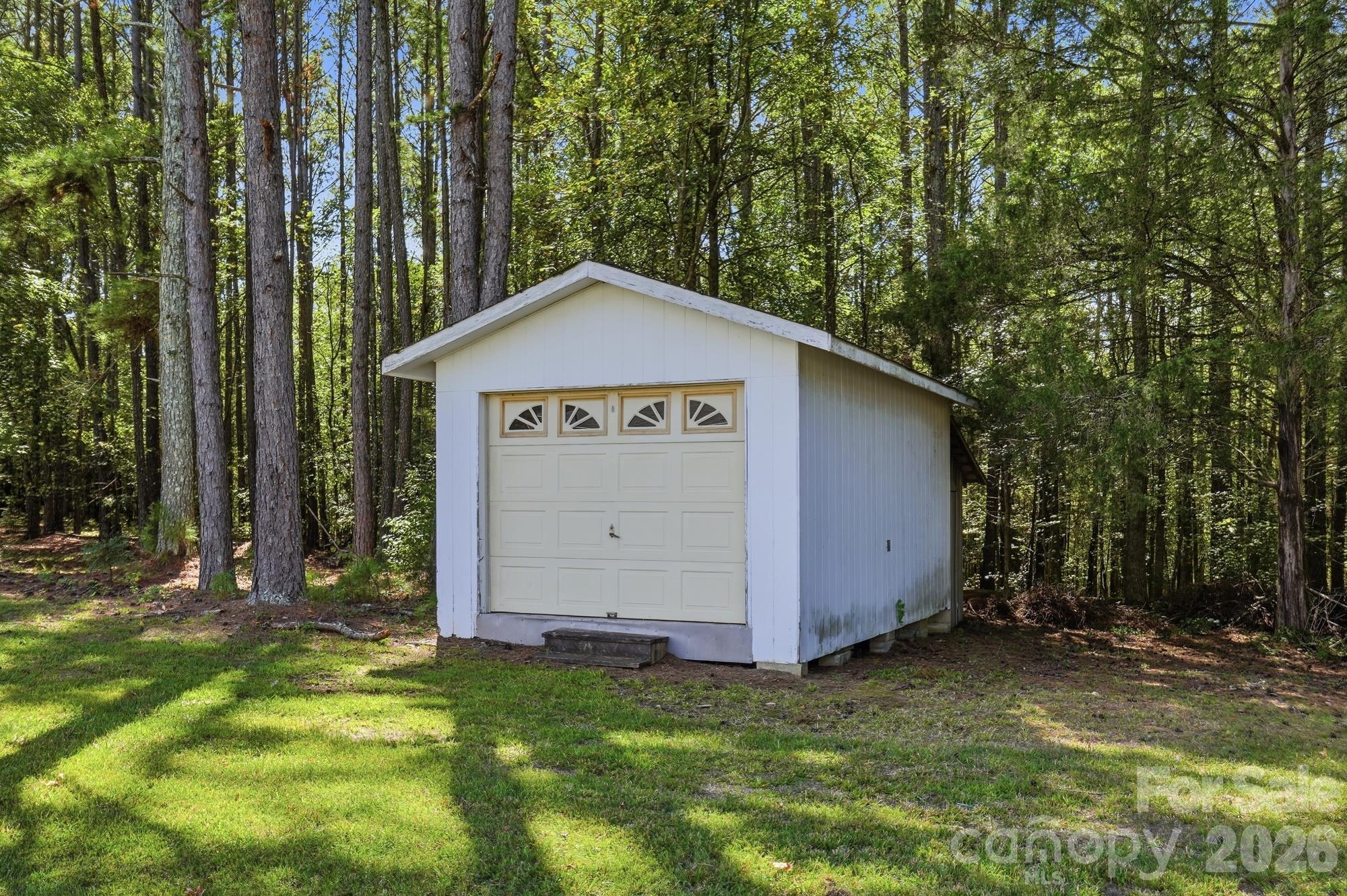 main property photo 34