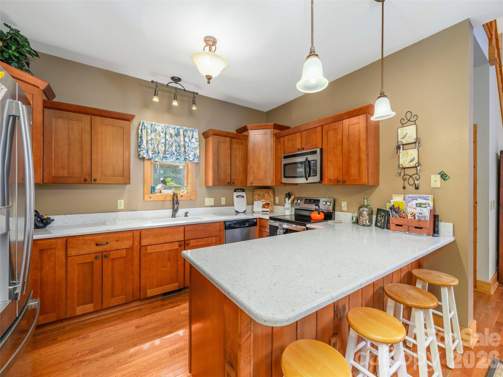 main property photo 17