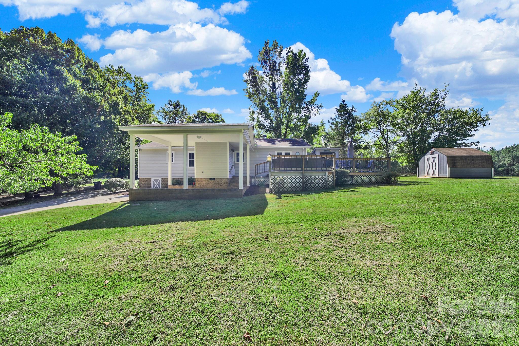 main property photo 32