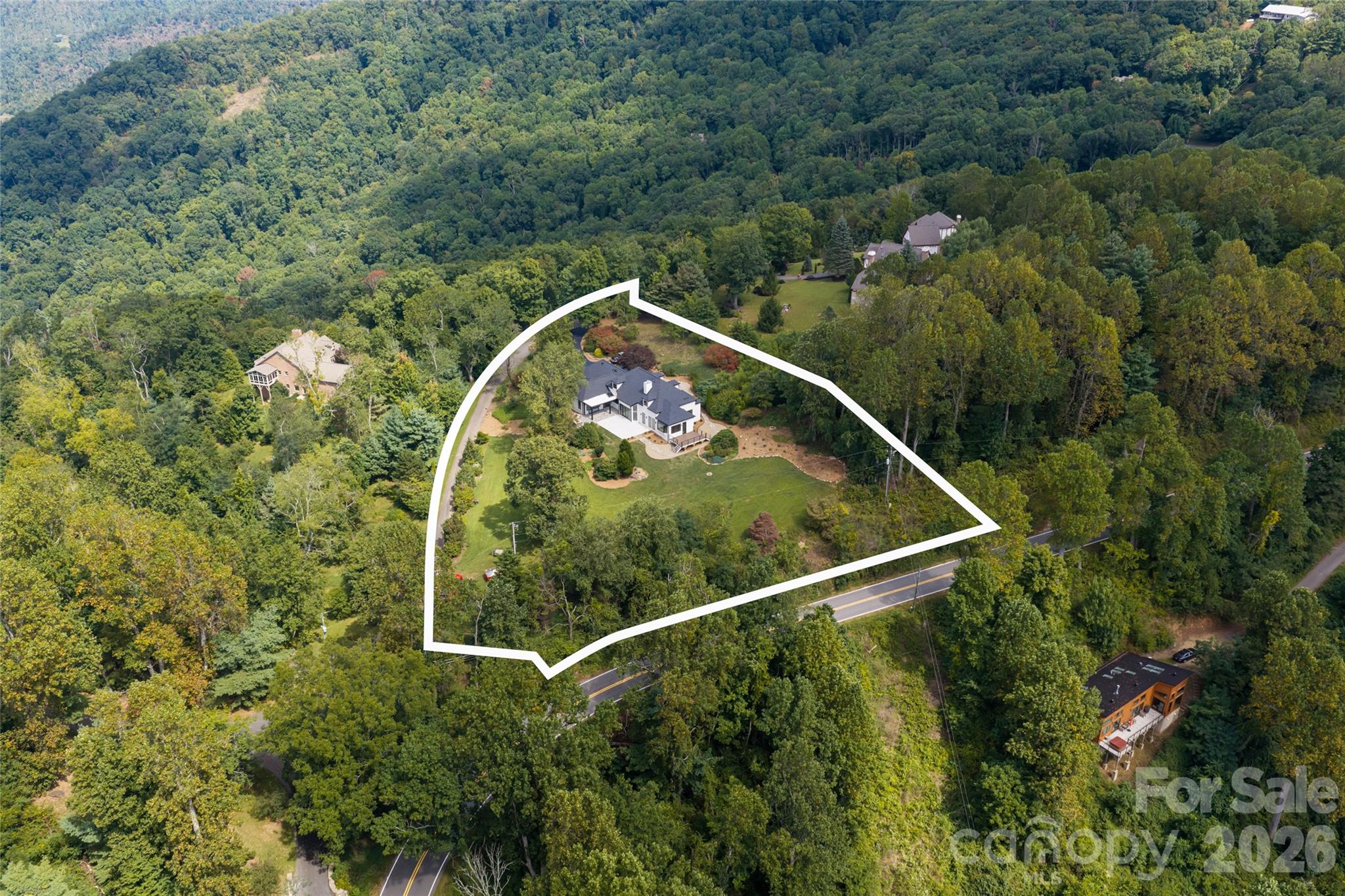 main property photo 39
