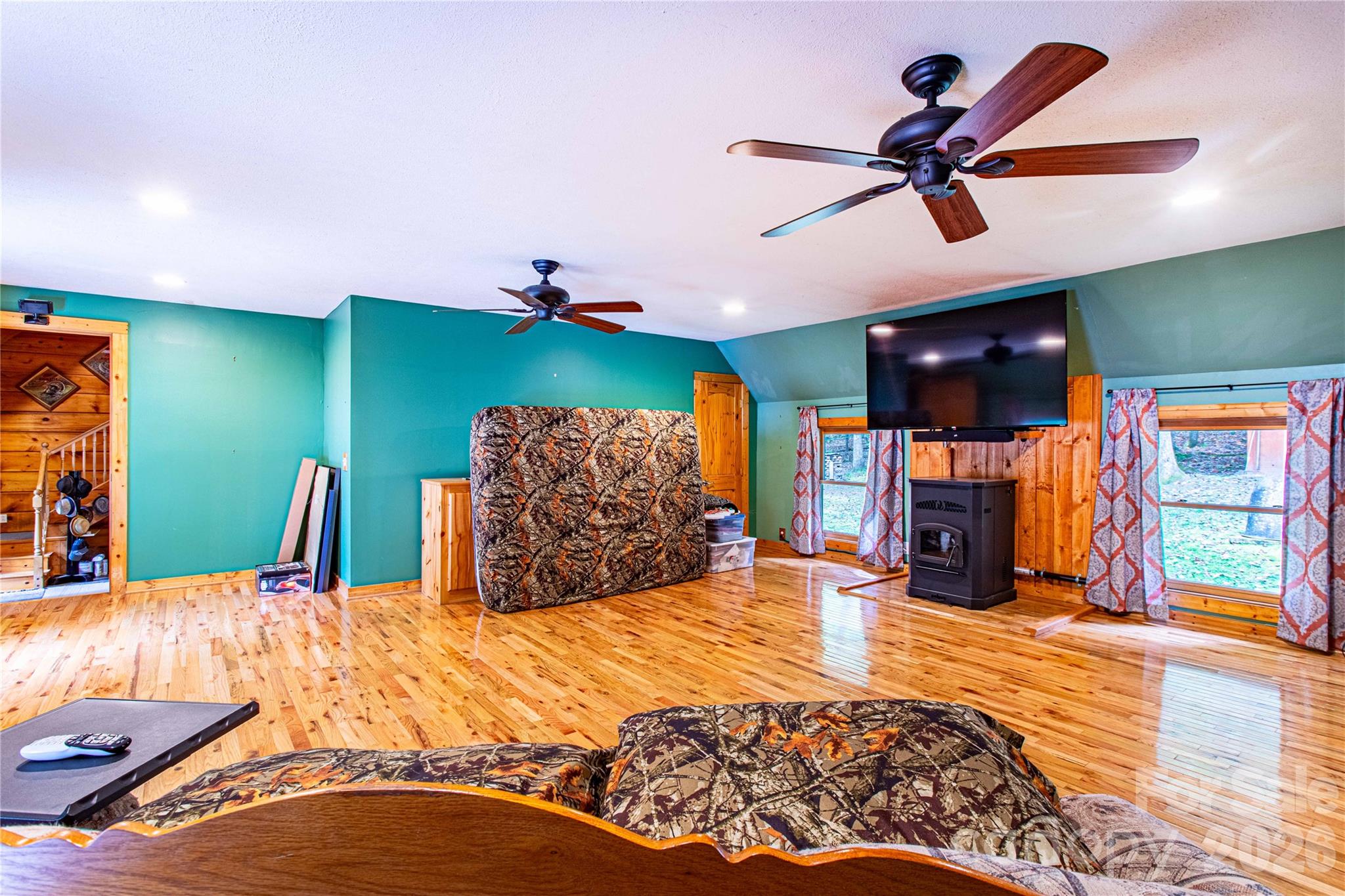 main property photo 19