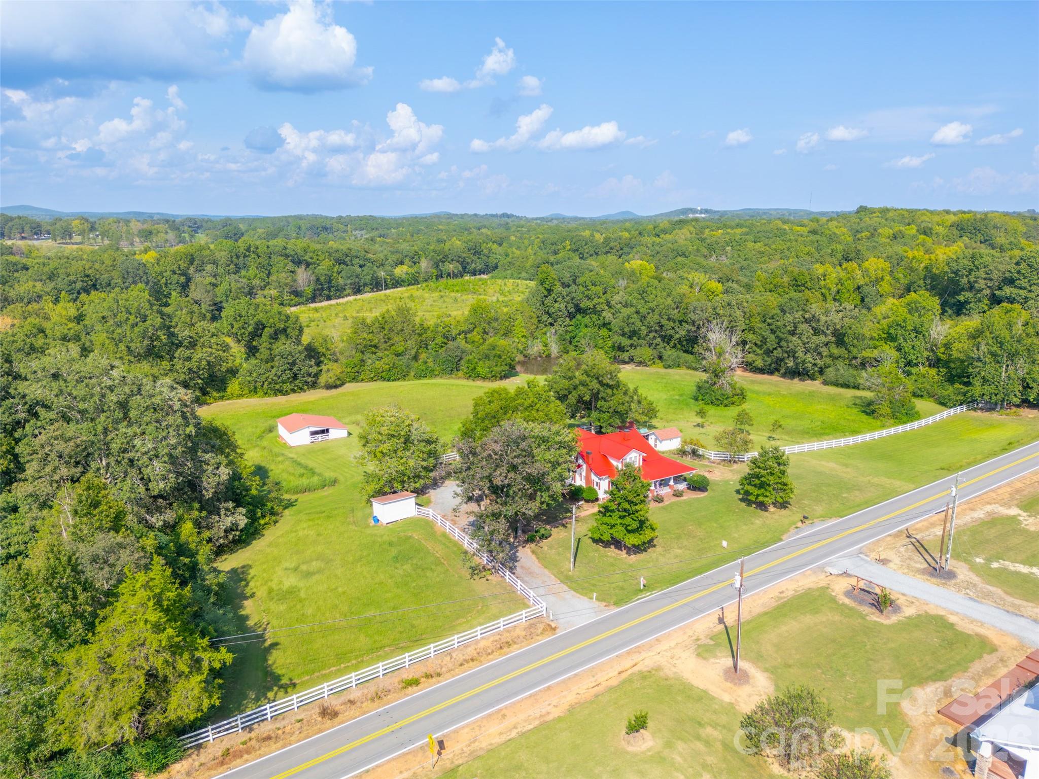 main property photo 40