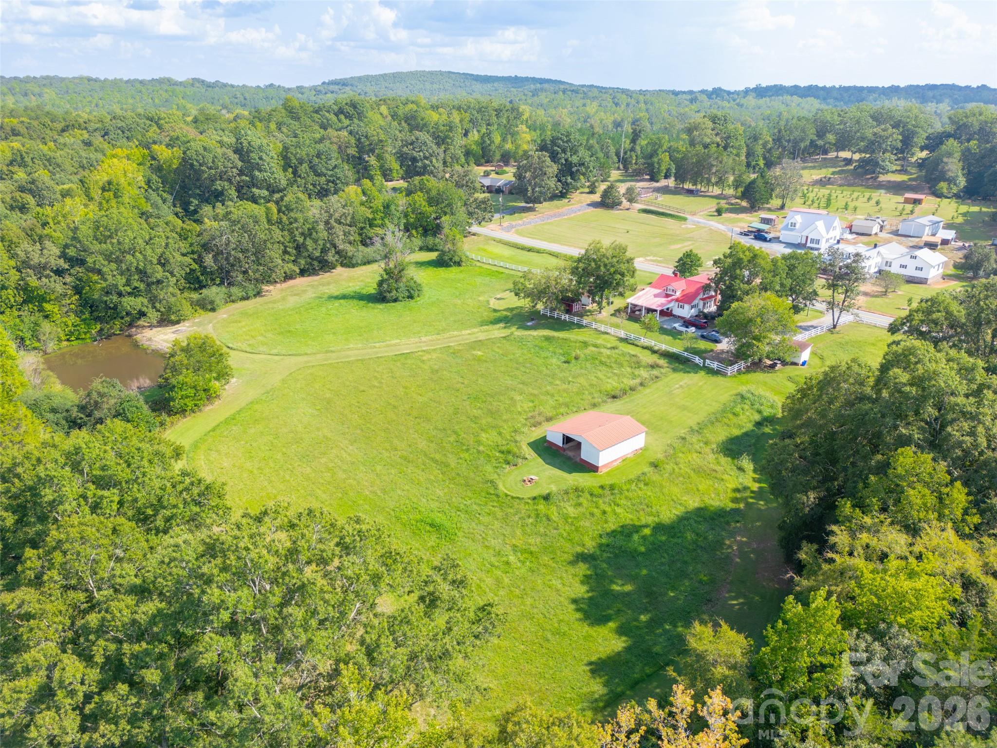 main property photo 41