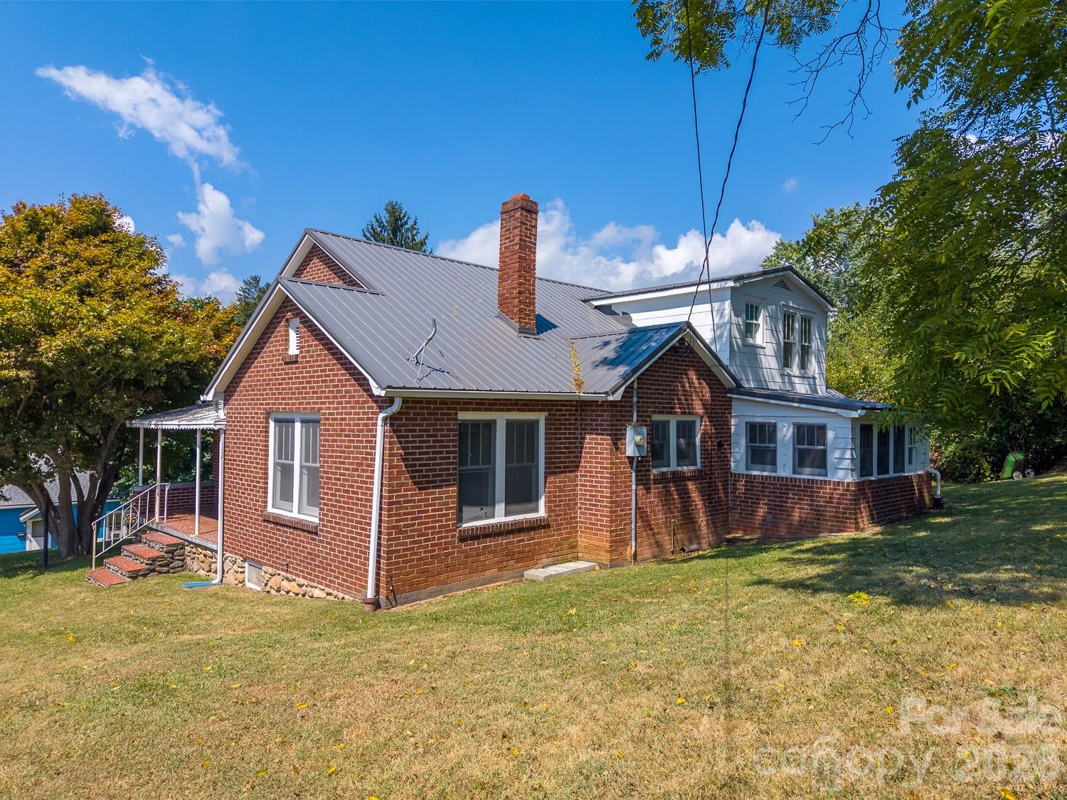 main property photo 7