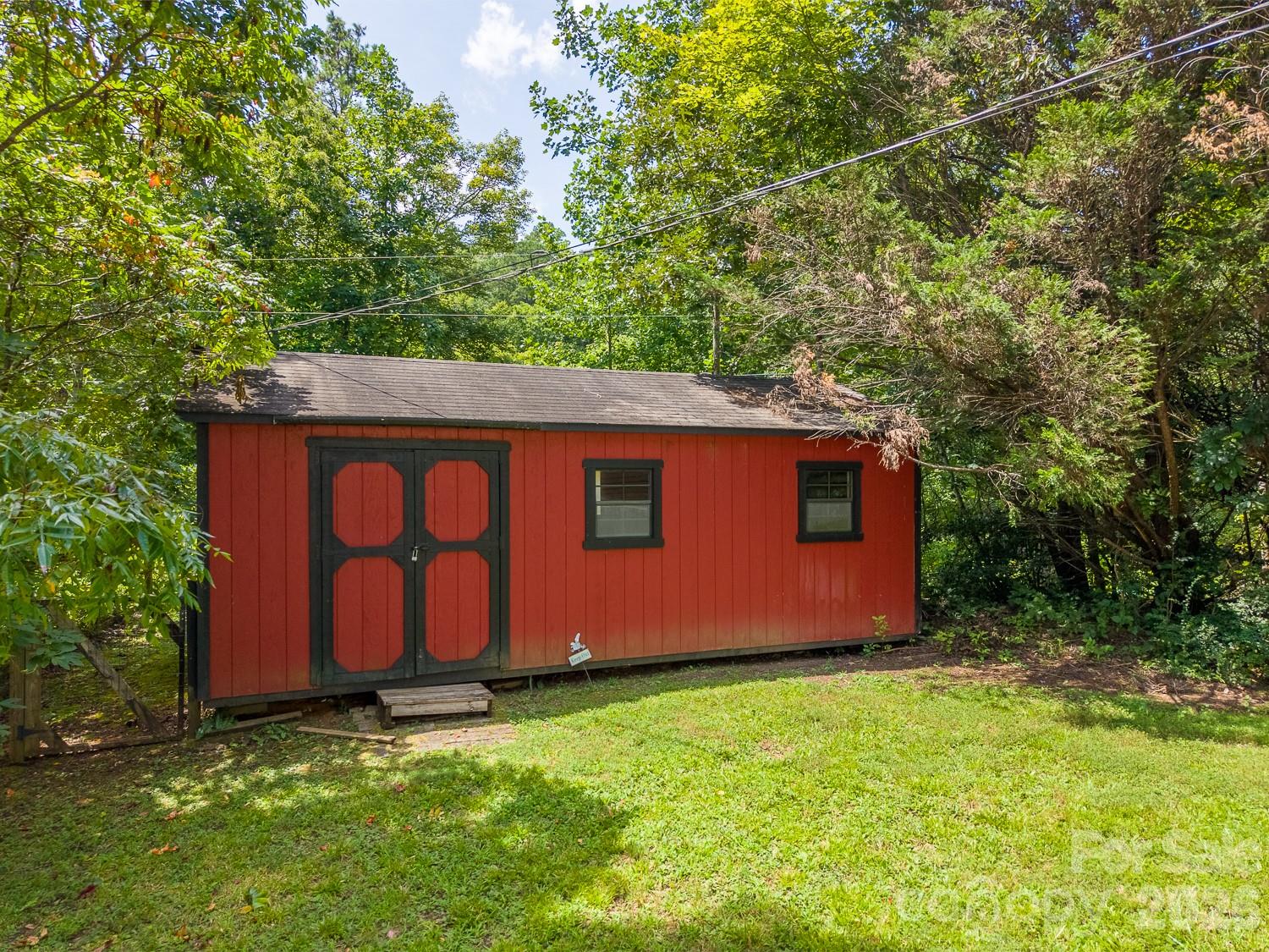 main property photo 26