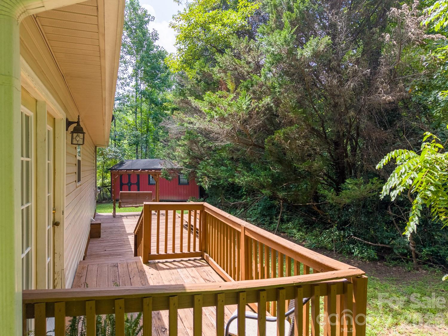 main property photo 33