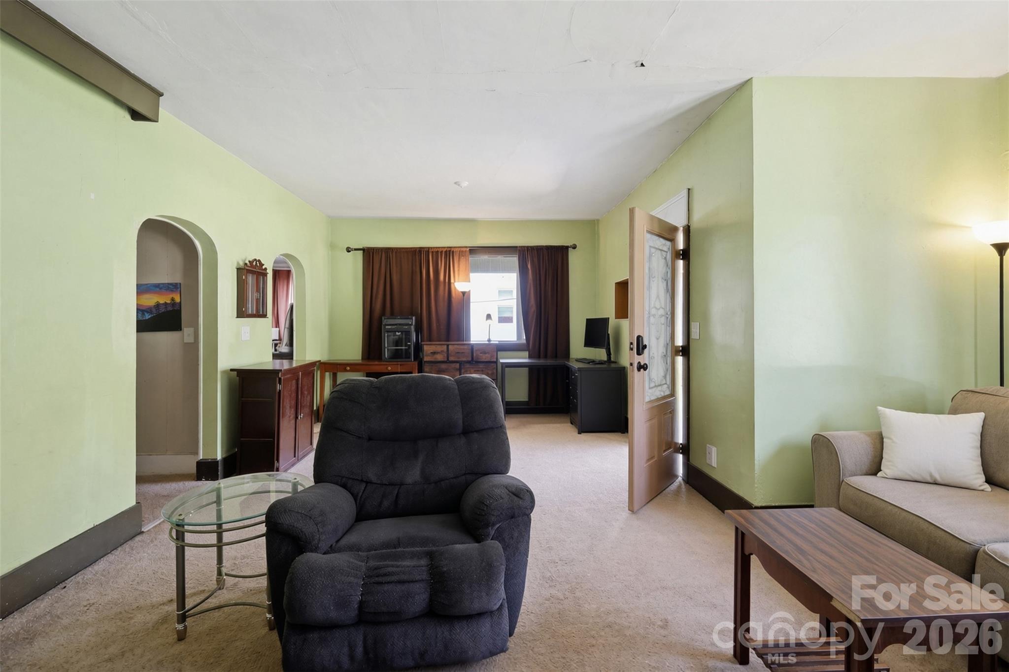 main property photo 13