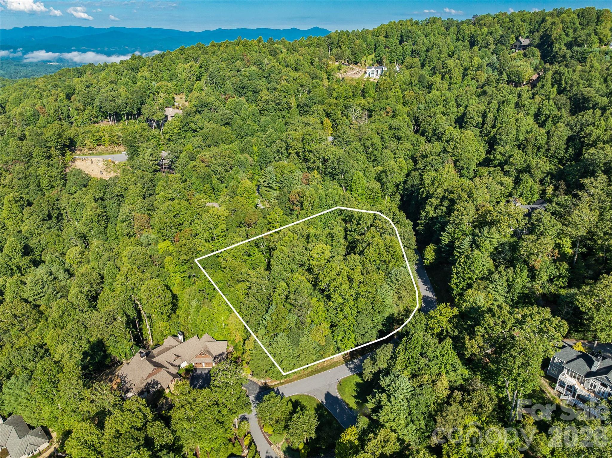 main property photo 5