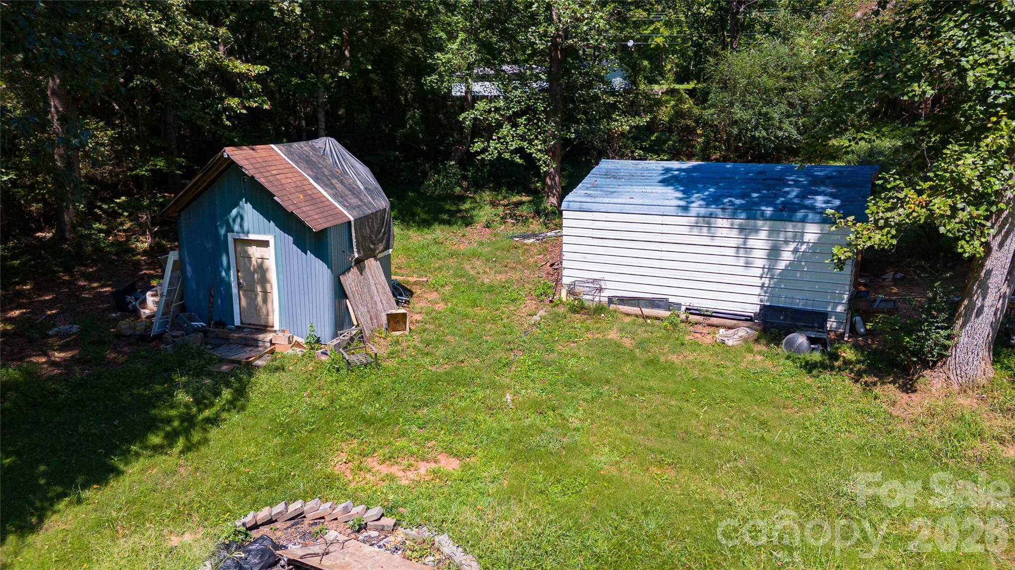 main property photo 6