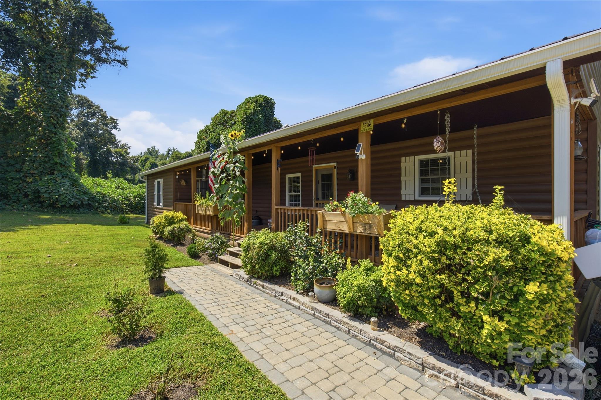 main property photo 27
