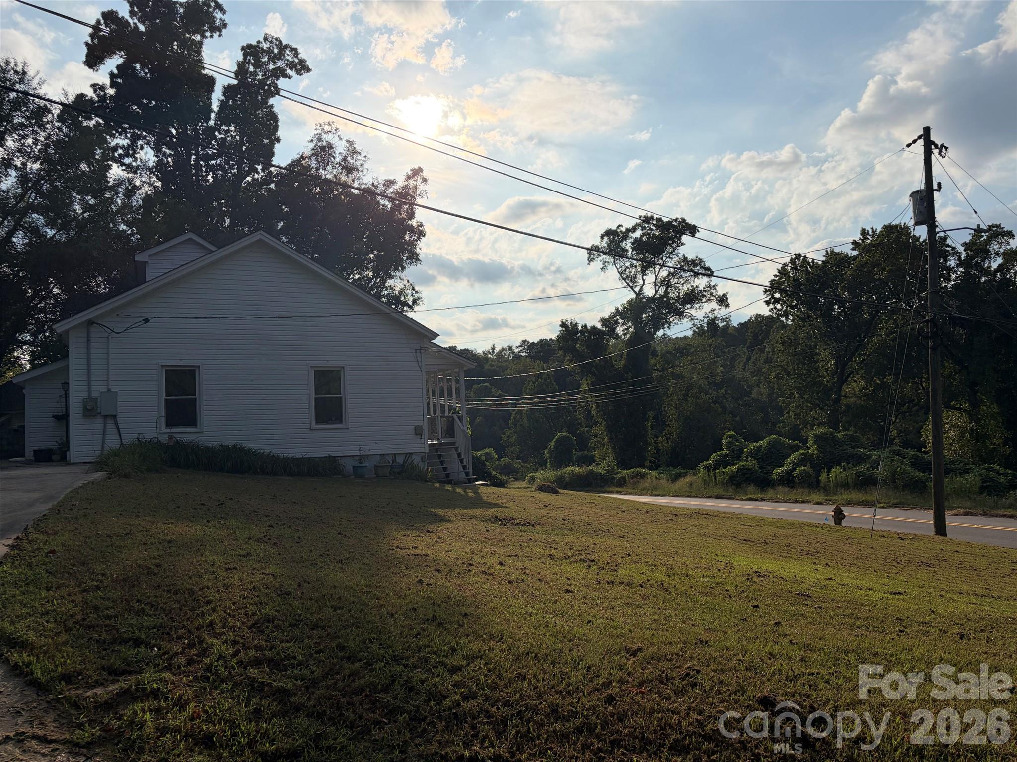 main property photo 17