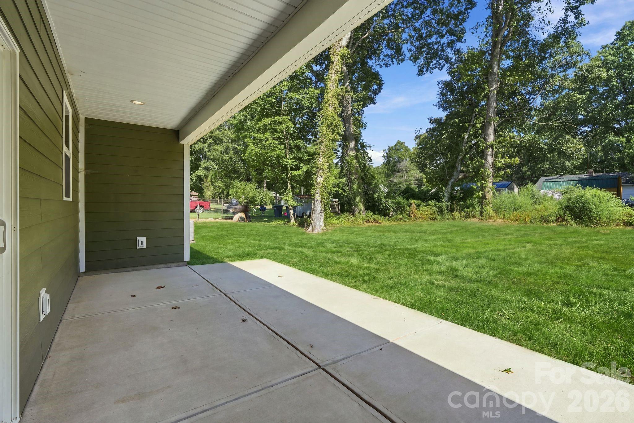 main property photo 33