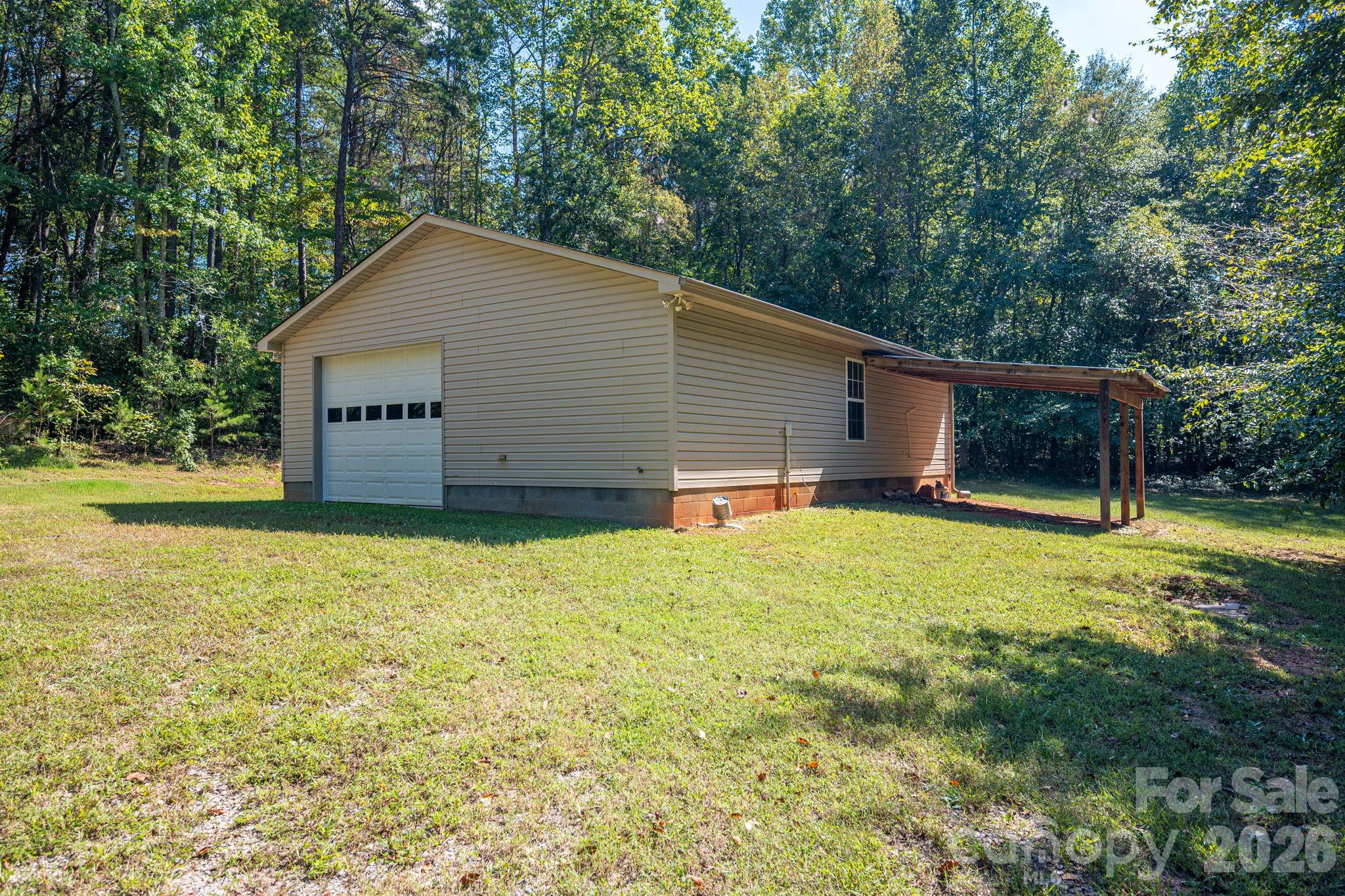 main property photo 27