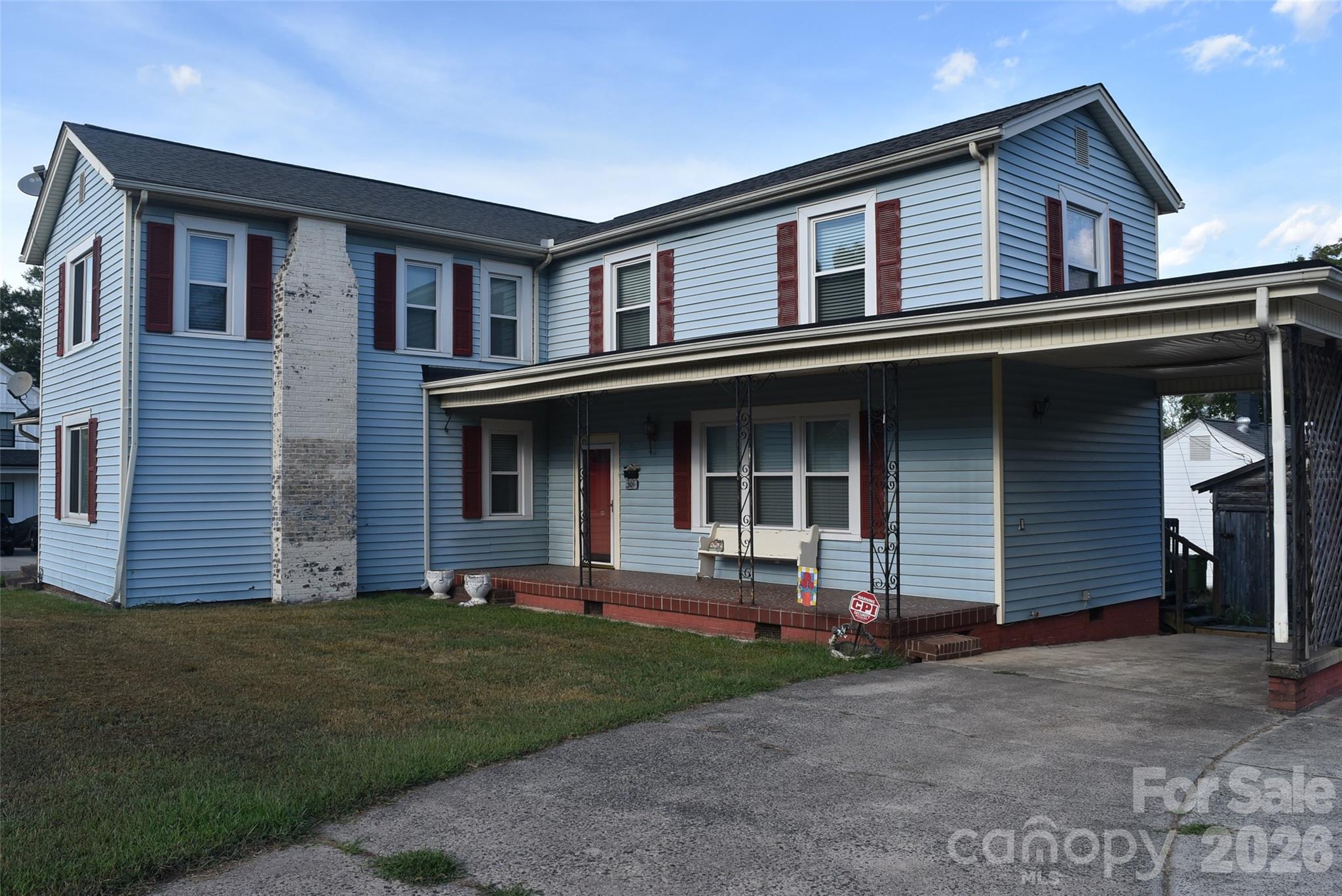 main property photo 5