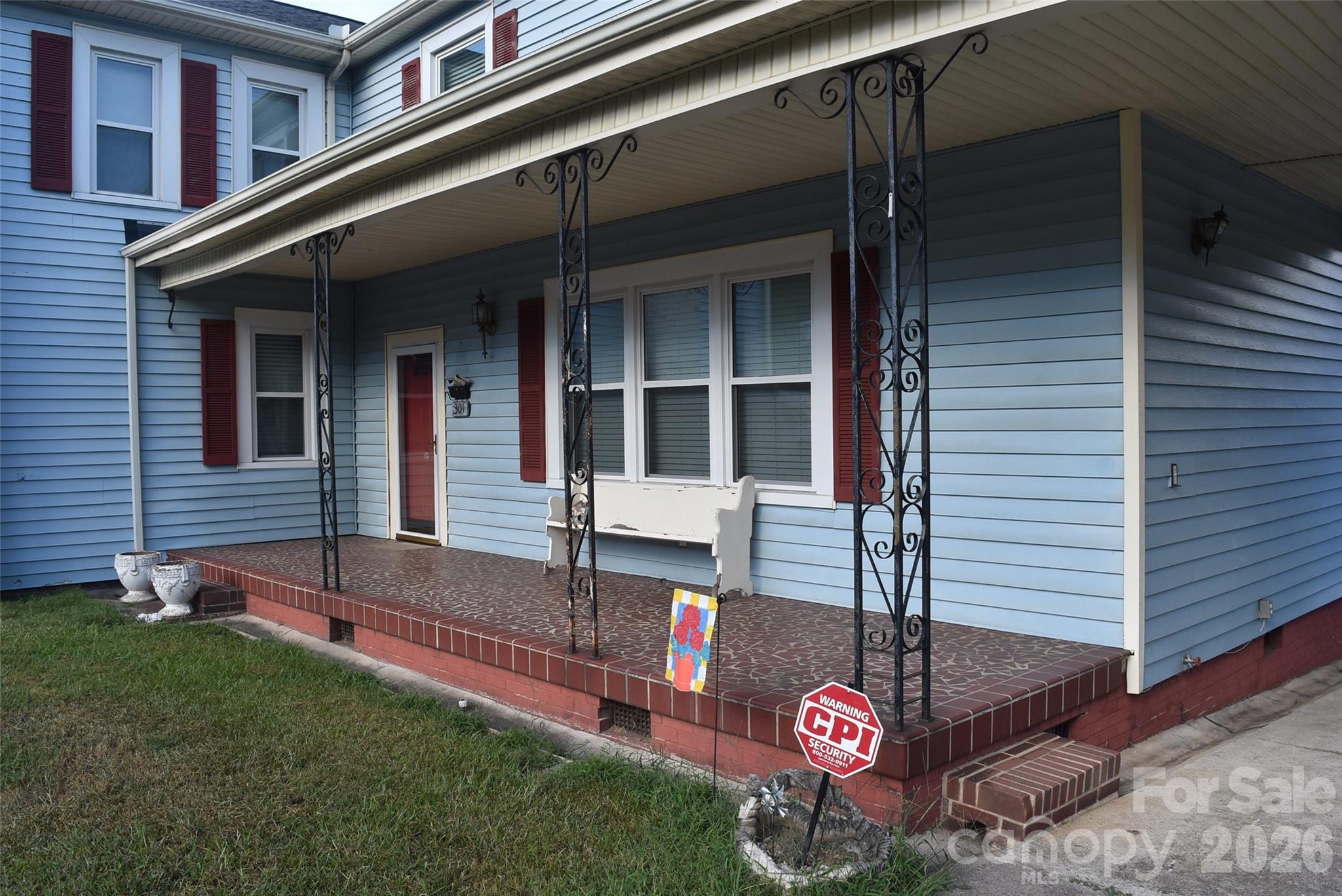 main property photo 7