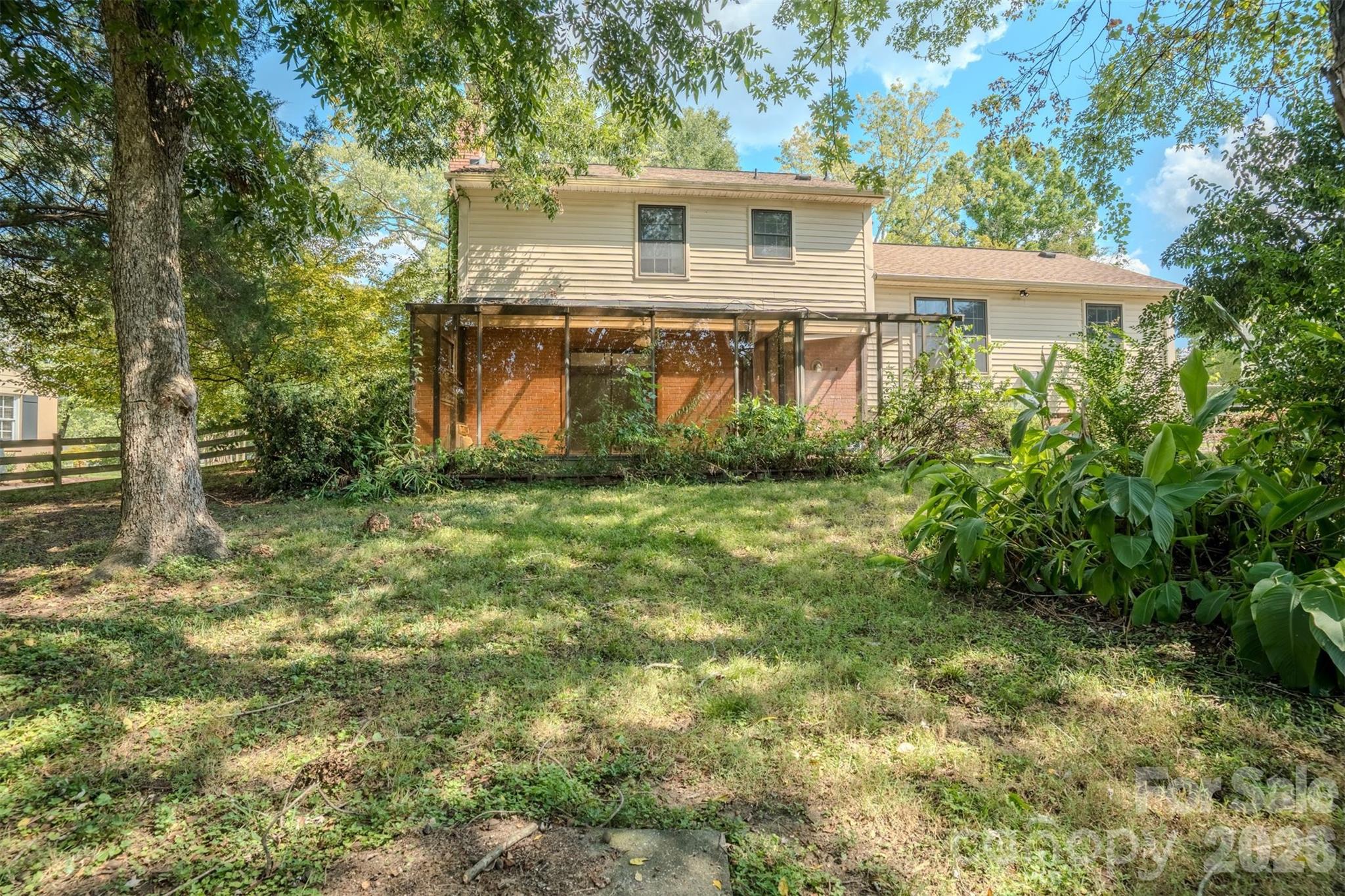 main property photo 29