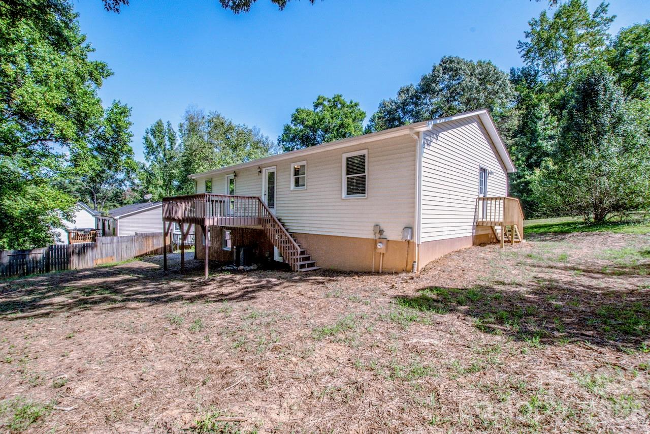 main property photo 31