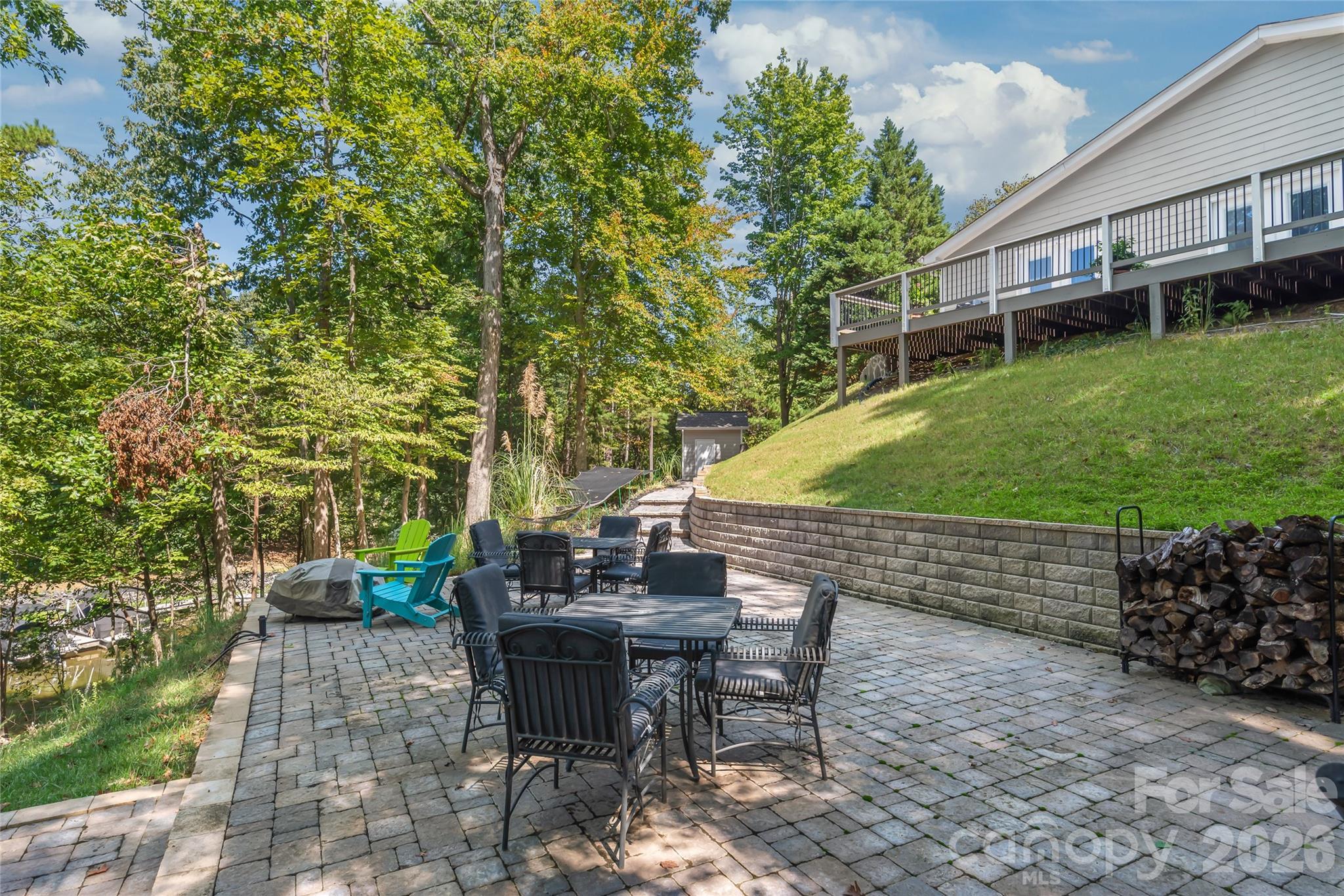 main property photo 33