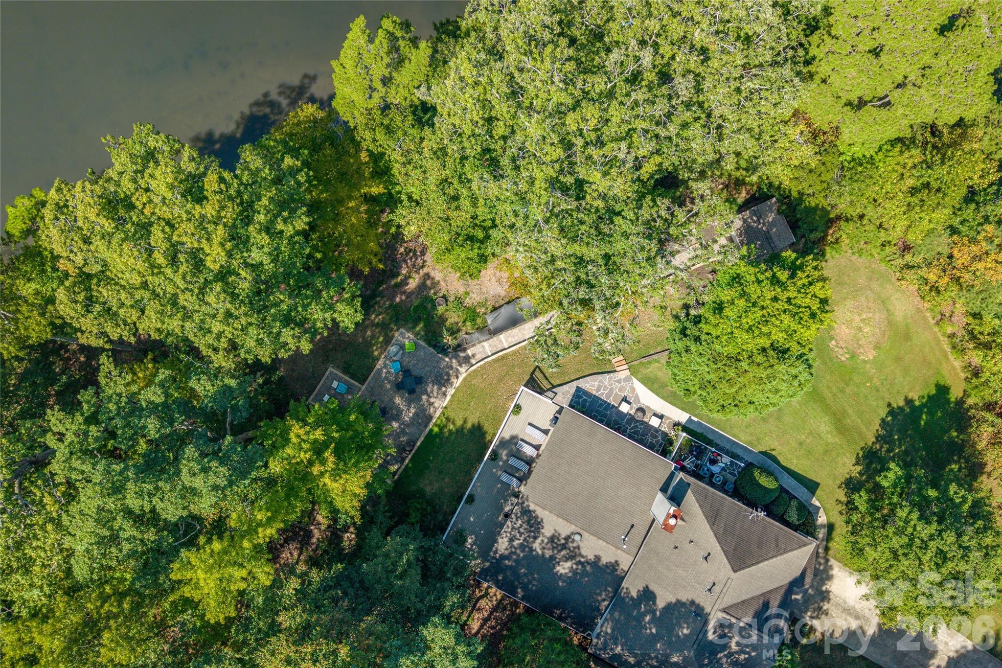 main property photo 39
