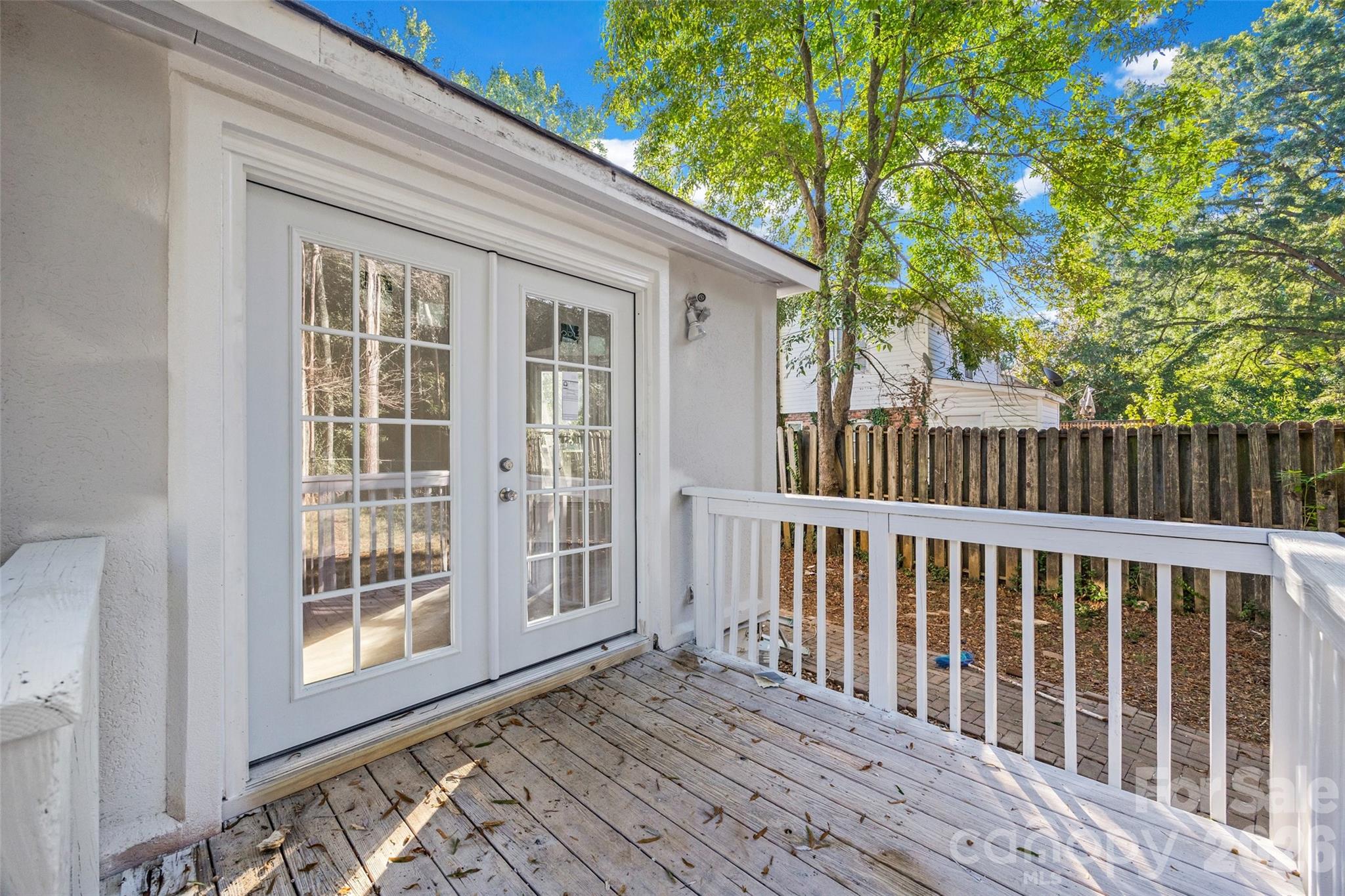 main property photo 18