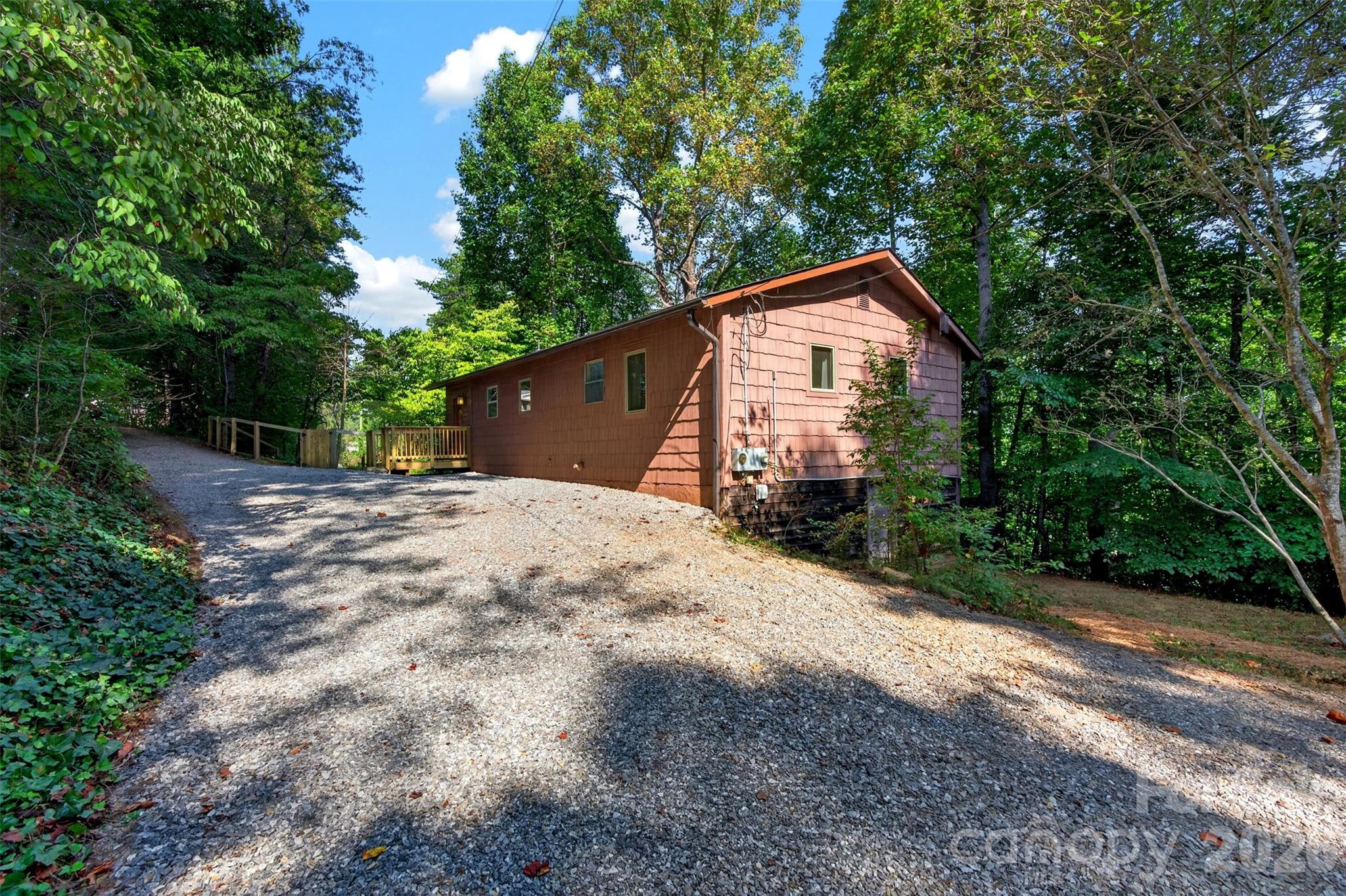 main property photo 29