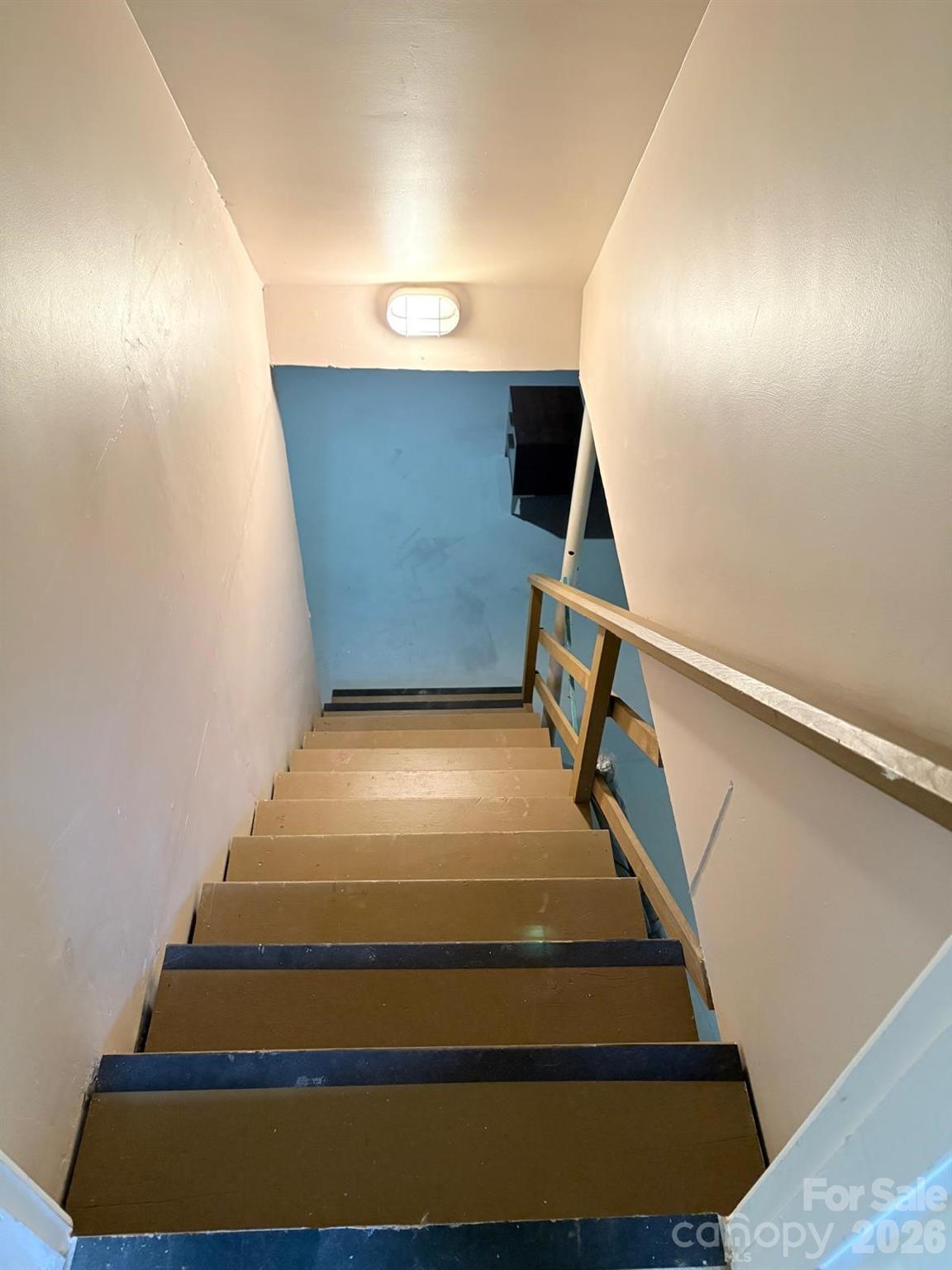 main property photo 33