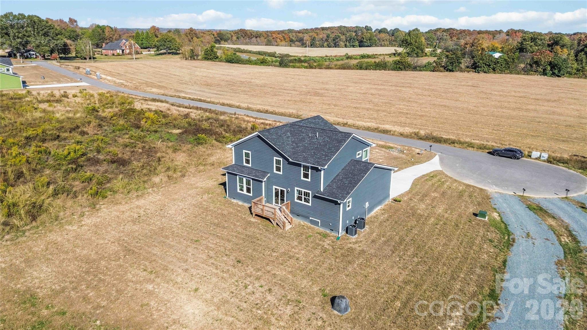 main property photo 29