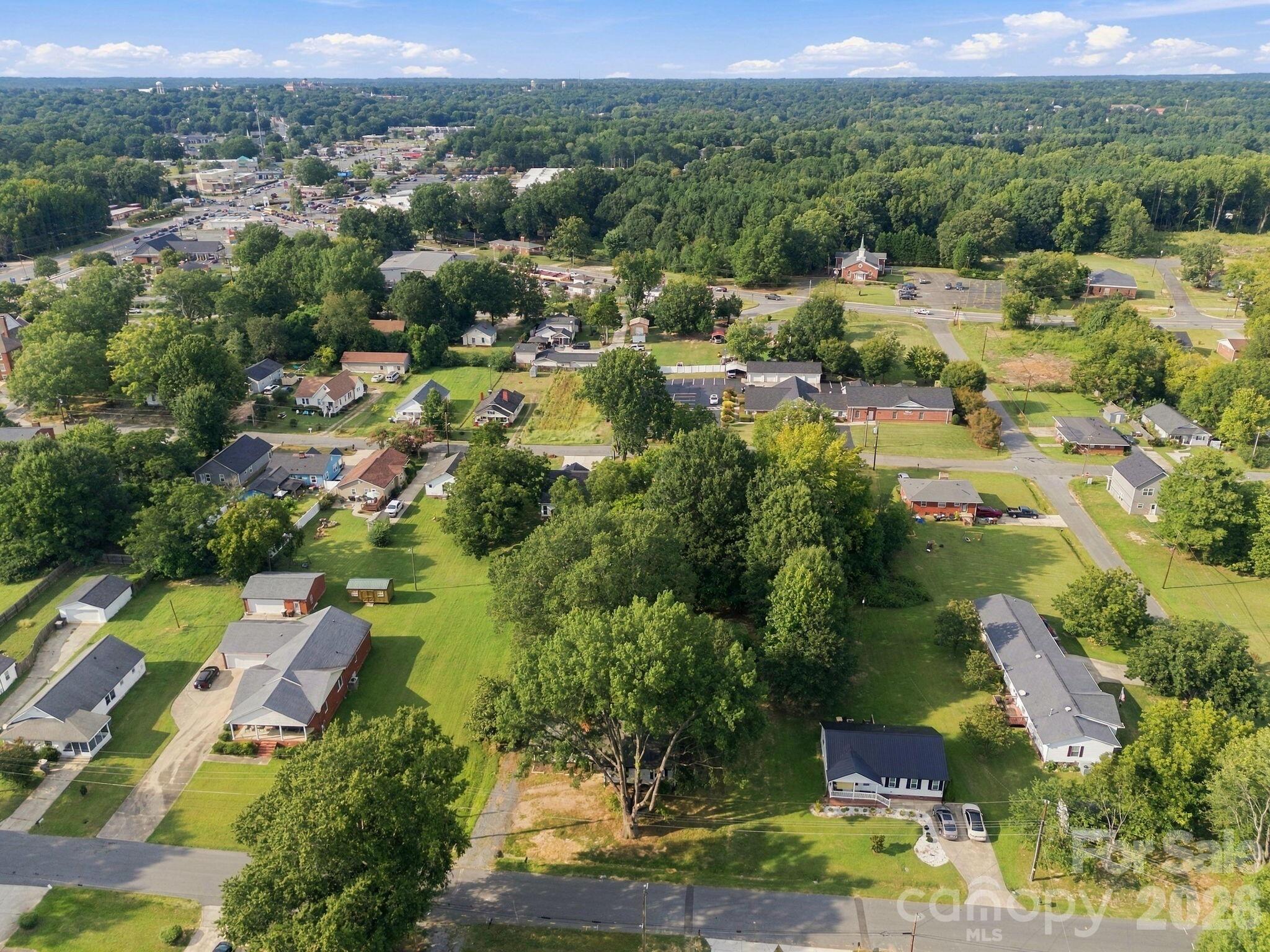 main property photo 37